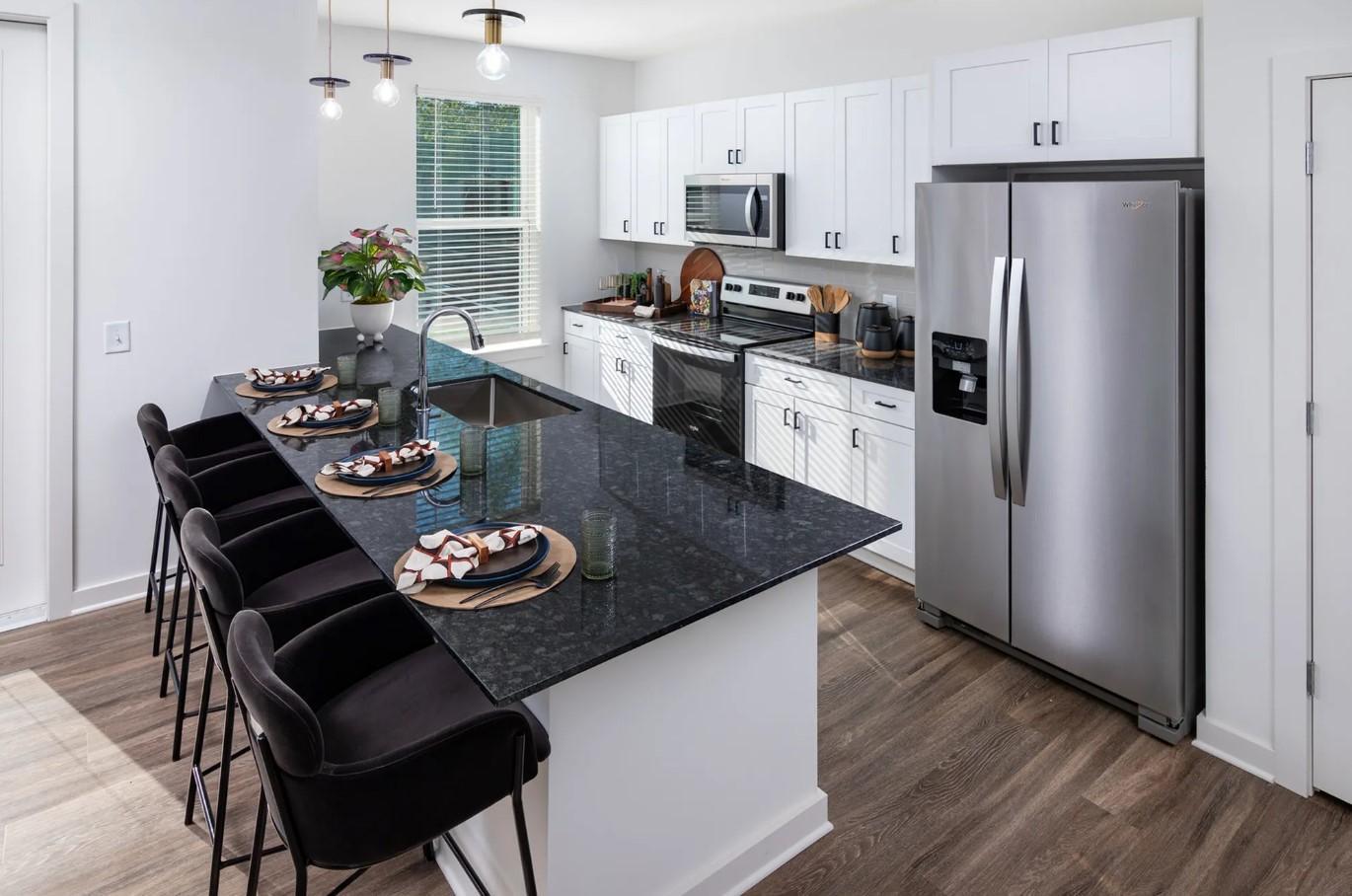 https://cdn.rentalbeast.com/listings/9969597_1721873045946.jpg.rbm