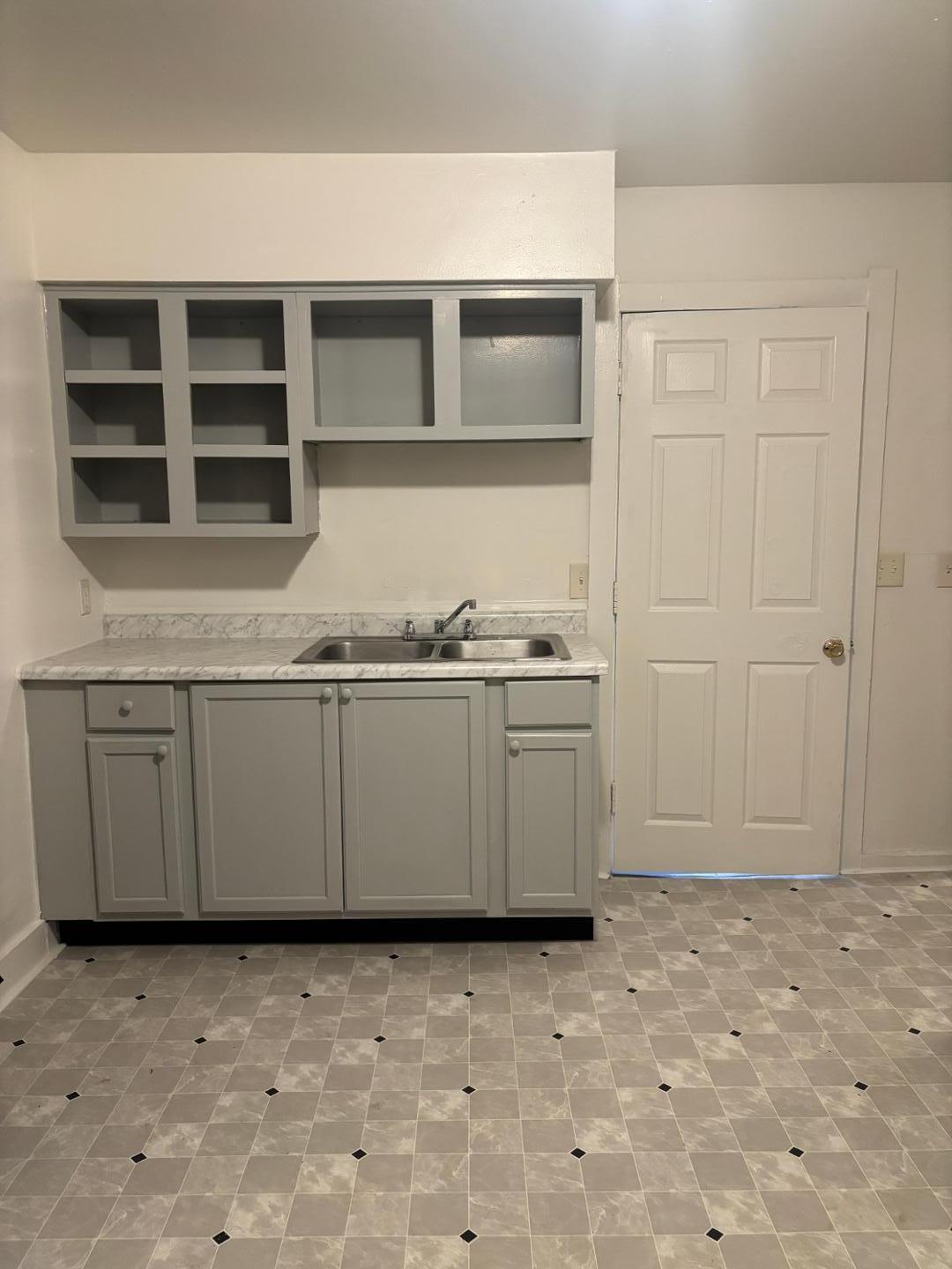 Image 5 For 724 Mulberry Street