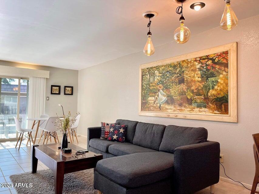 4849 E Lake Point Circle, Phoenix, AZ, 85044