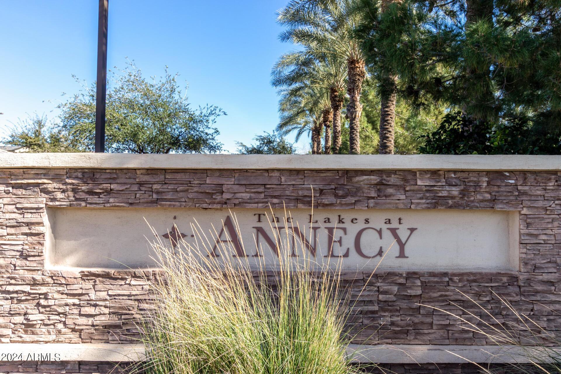 1697 E Hampton Lane, Gilbert, AZ 85295