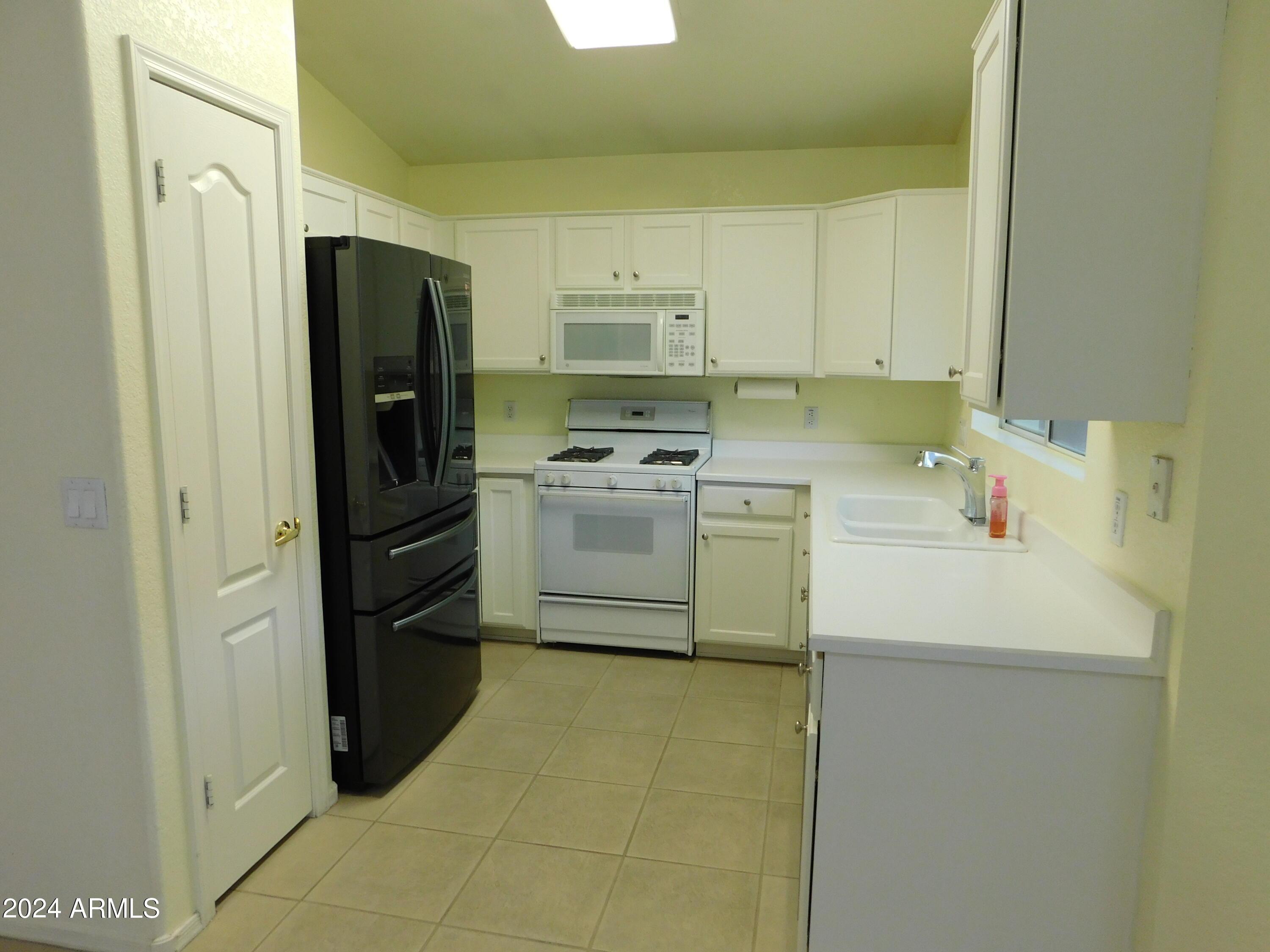 10717 W Irma Lane, Sun City, AZ 85373