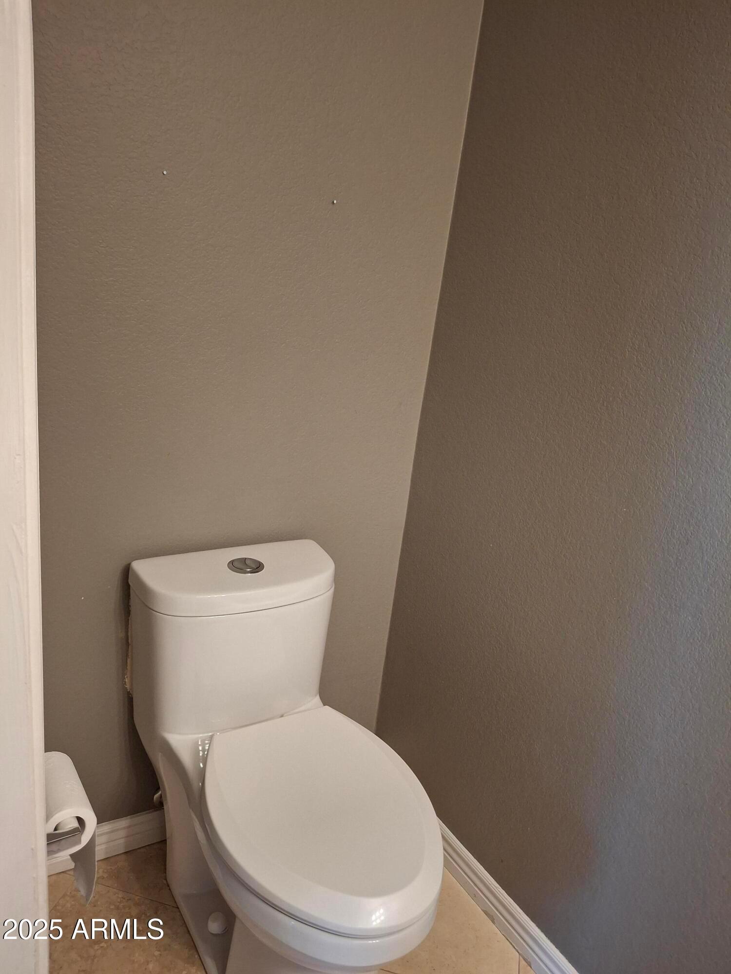 4520 E Mossman Road, Phoenix, AZ 85050