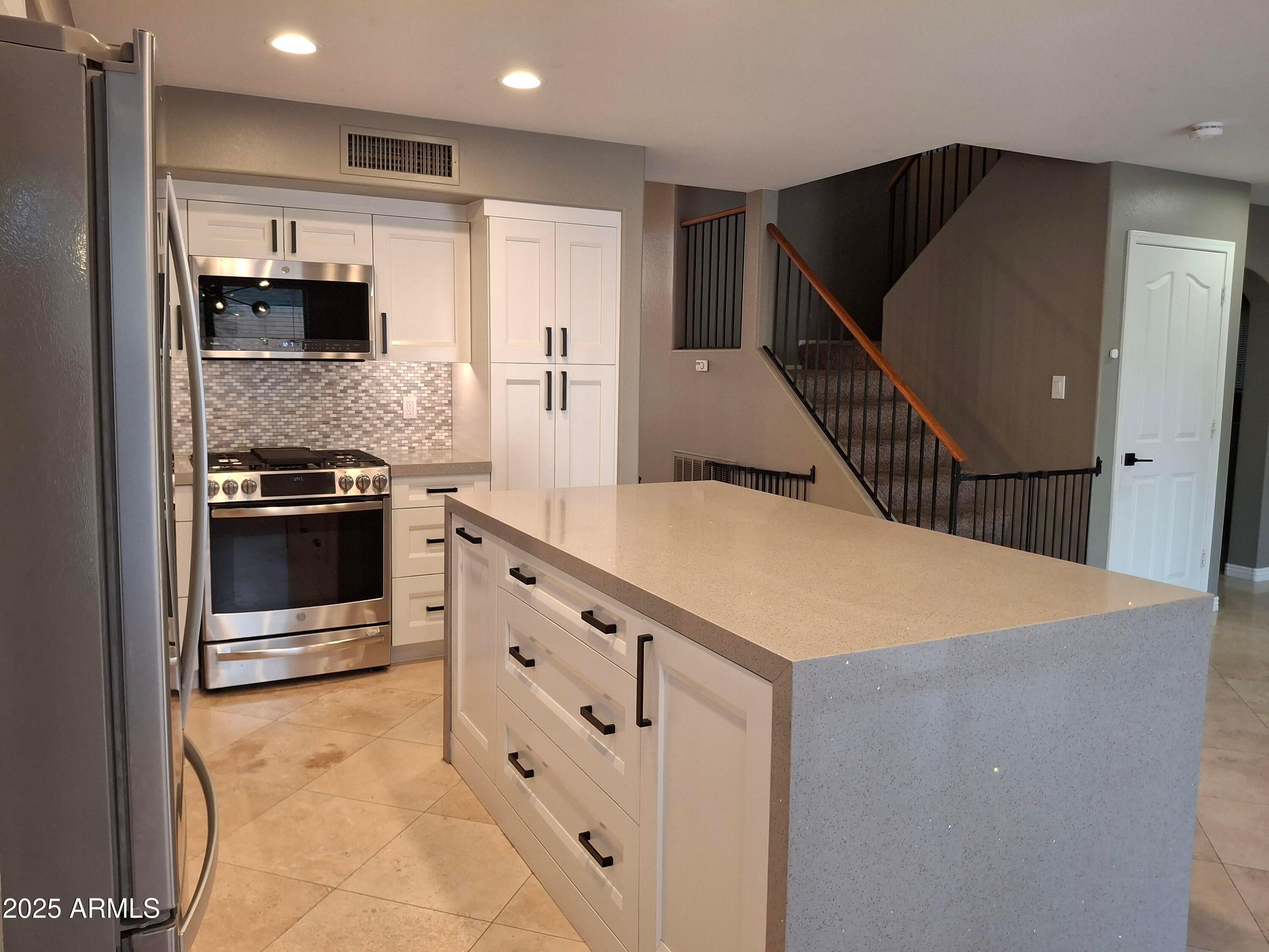 4520 E Mossman Road, Phoenix, AZ 85050