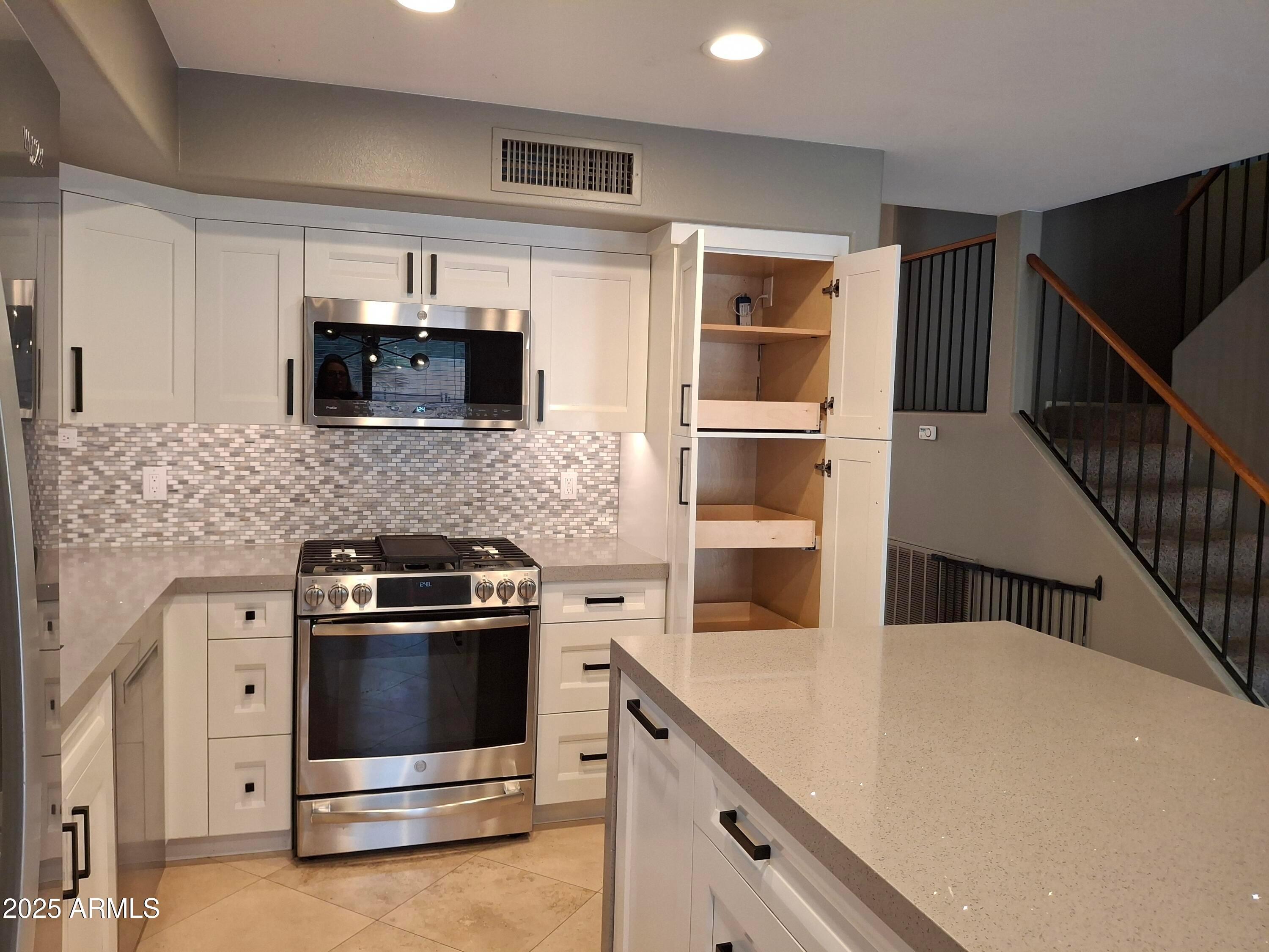 4520 E Mossman Road, Phoenix, AZ 85050