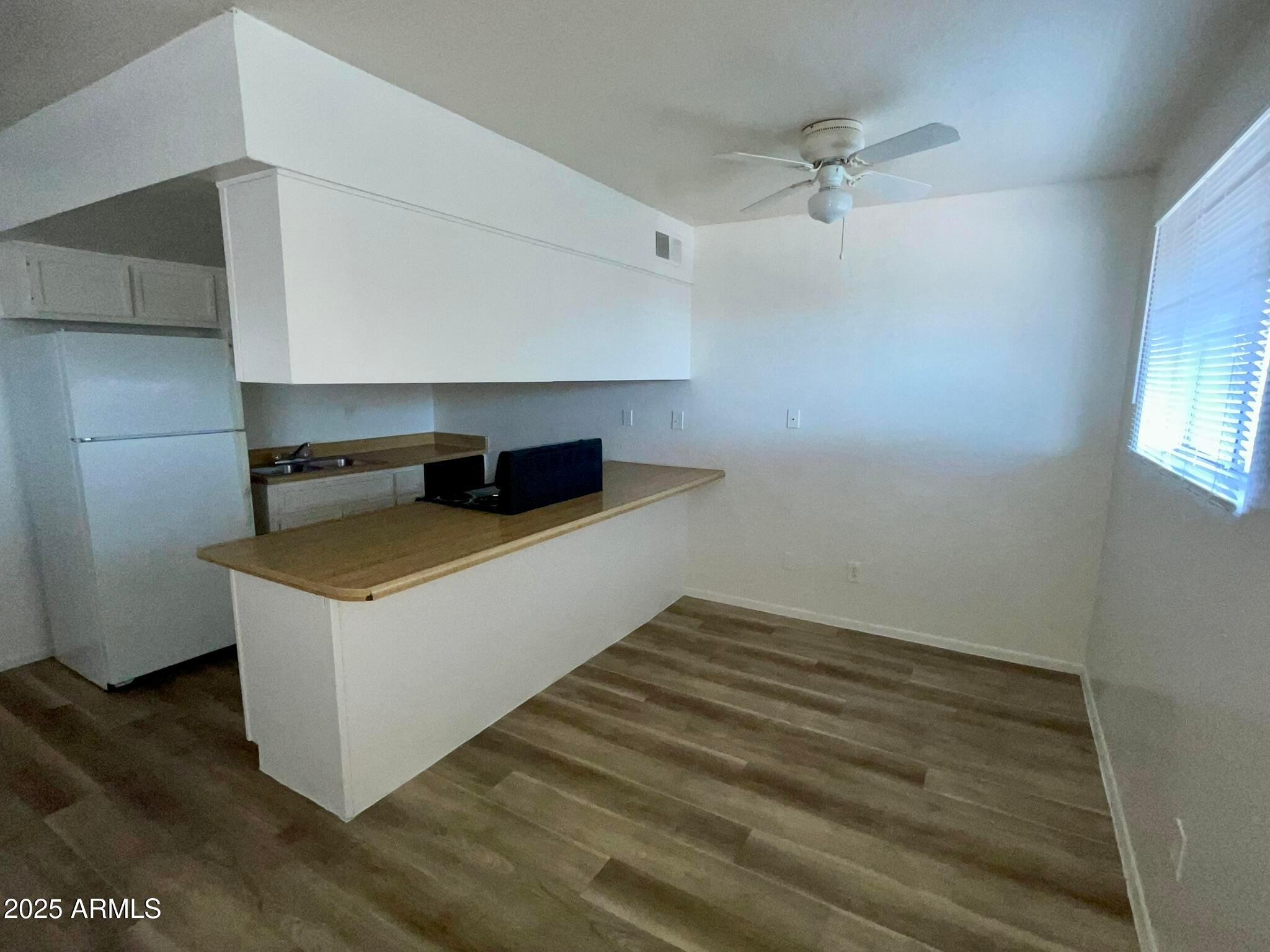 2002 E Sweetwater Avenue UNIT 202,209, Phoenix, AZ, 85022