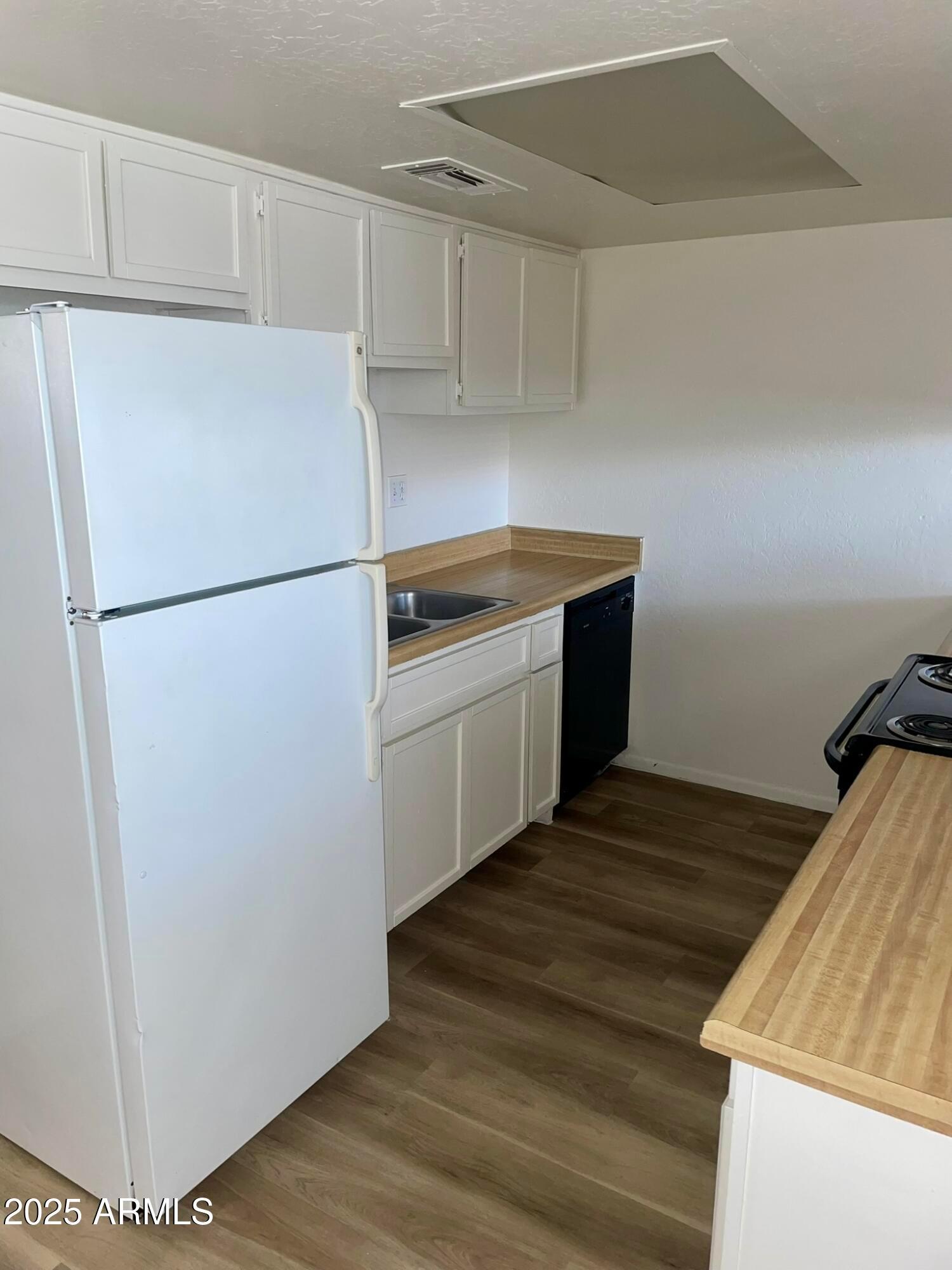 2002 E Sweetwater Avenue UNIT 202,209, Phoenix, AZ, 85022