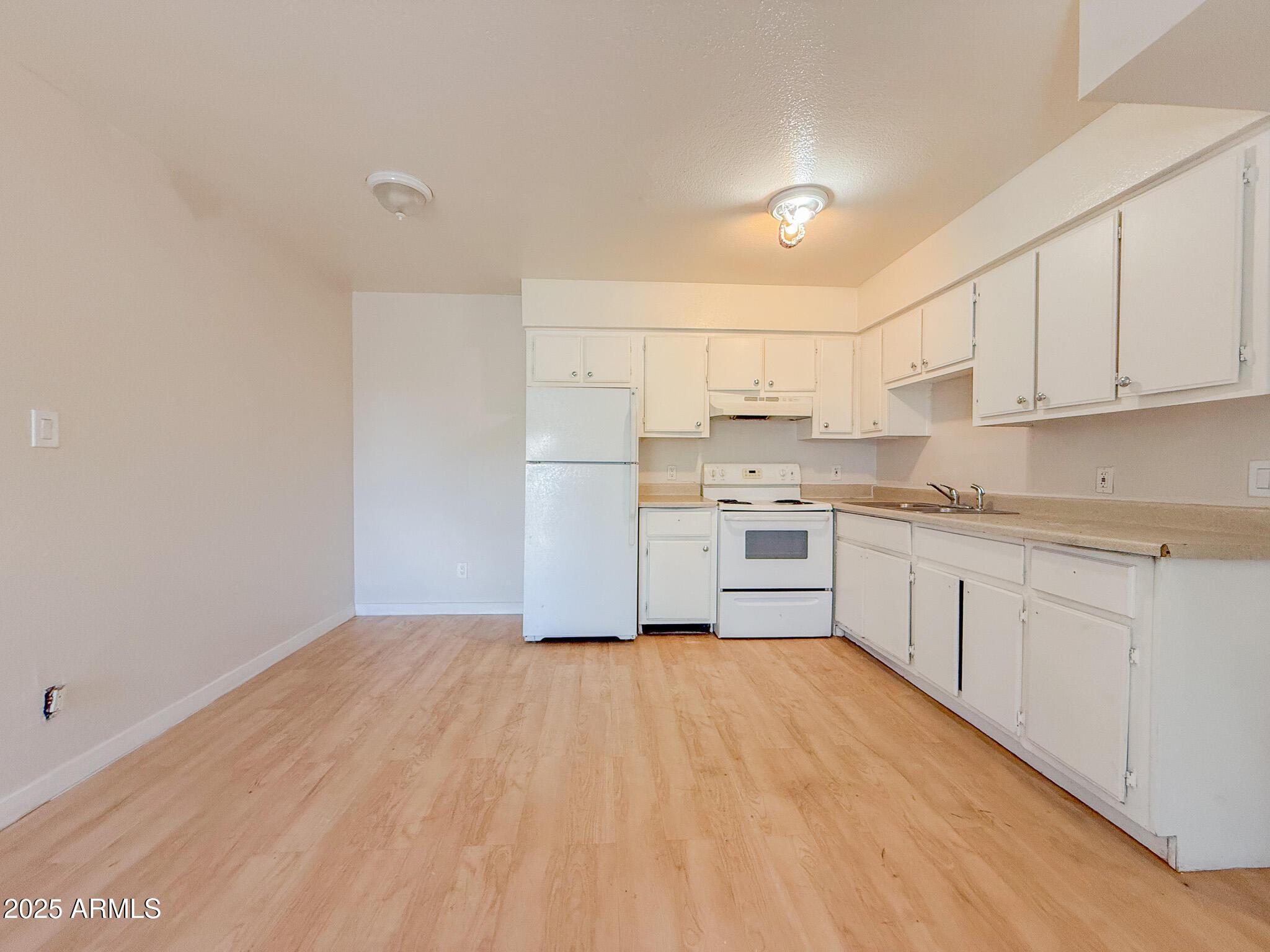  UNIT 11, Phoenix, AZ, 85021