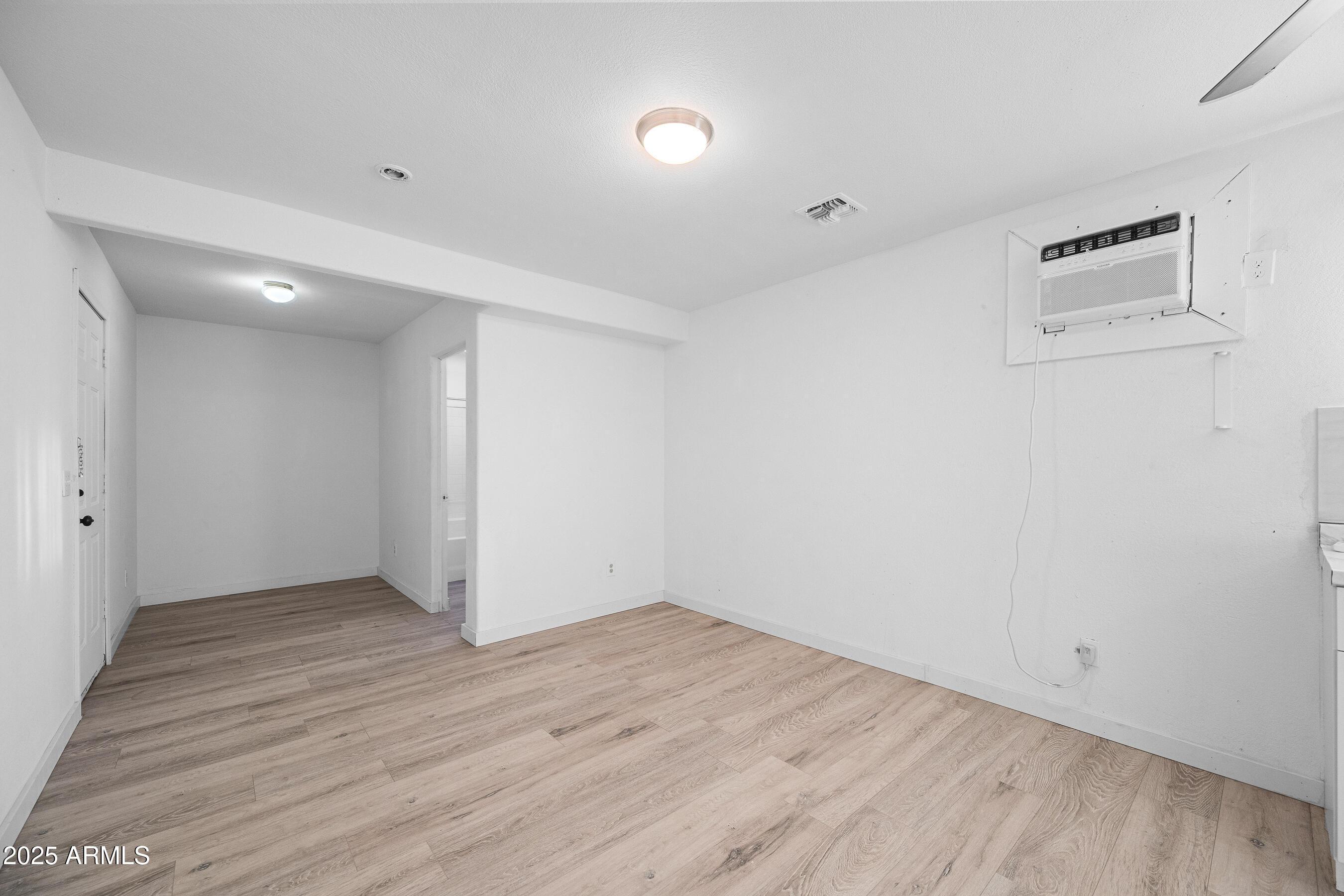 2057 E 10th Street, Tempe, AZ, 85281