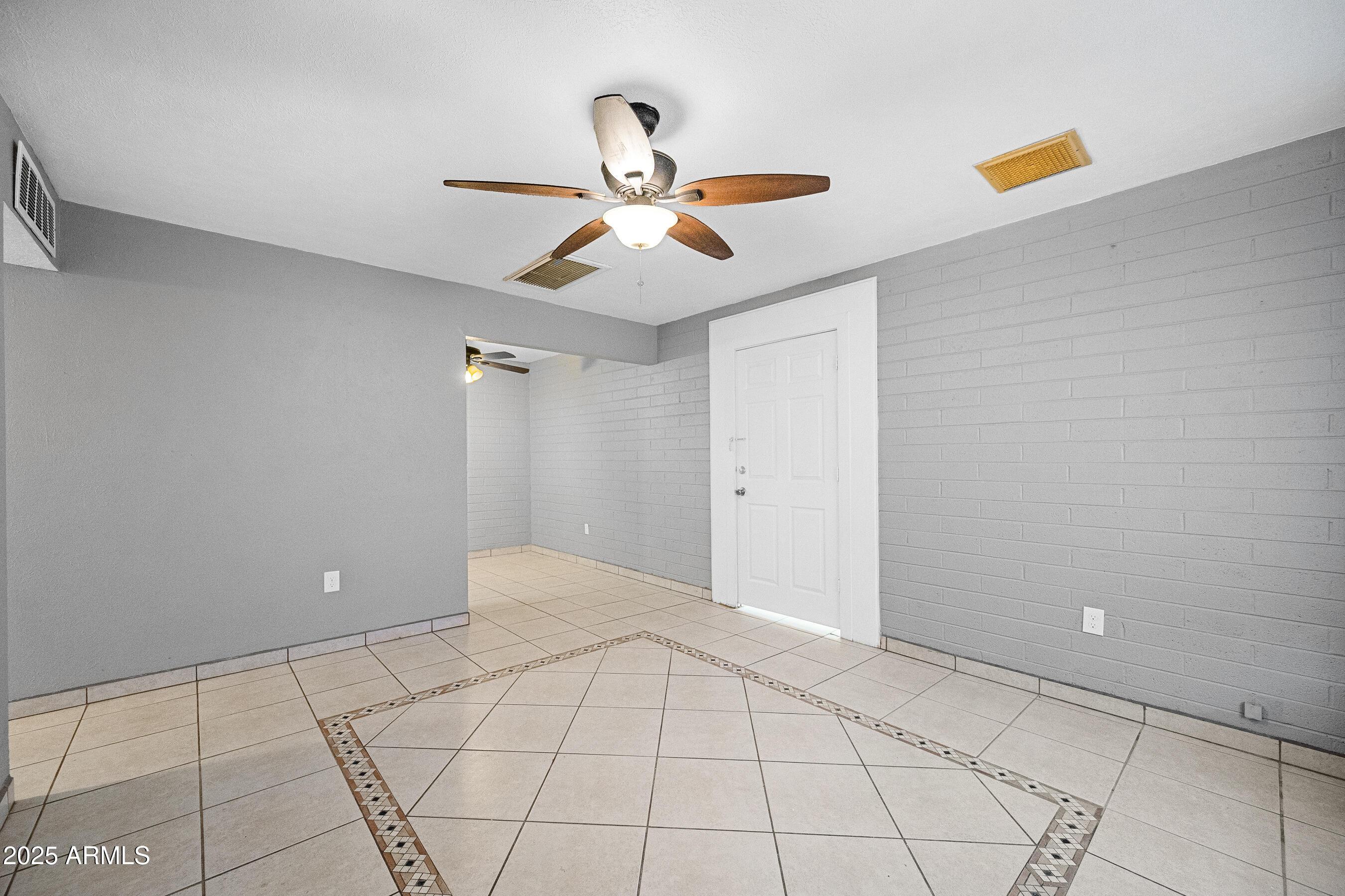 2057 E 10th Street, Tempe, AZ, 85281