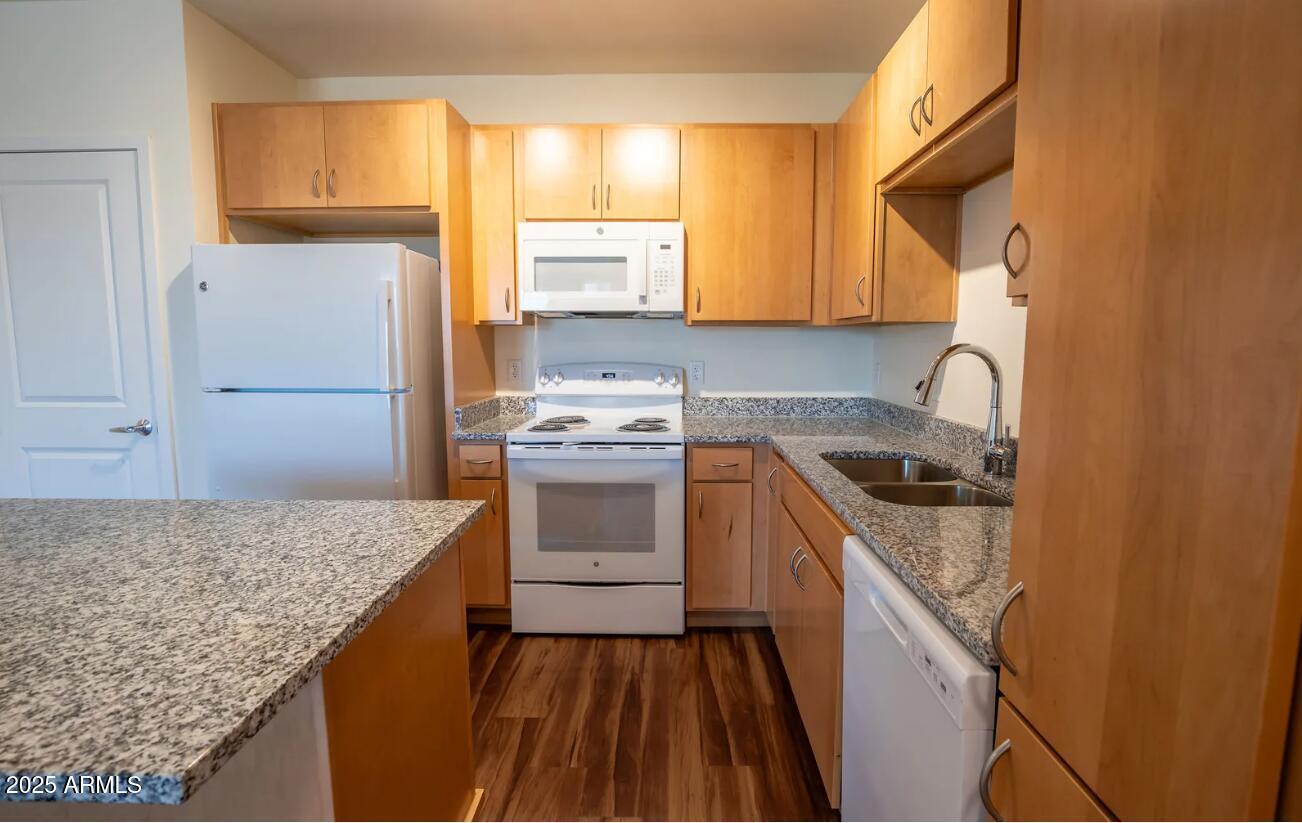 2050 W Southern Avenue 2, Phoenix, AZ 85041