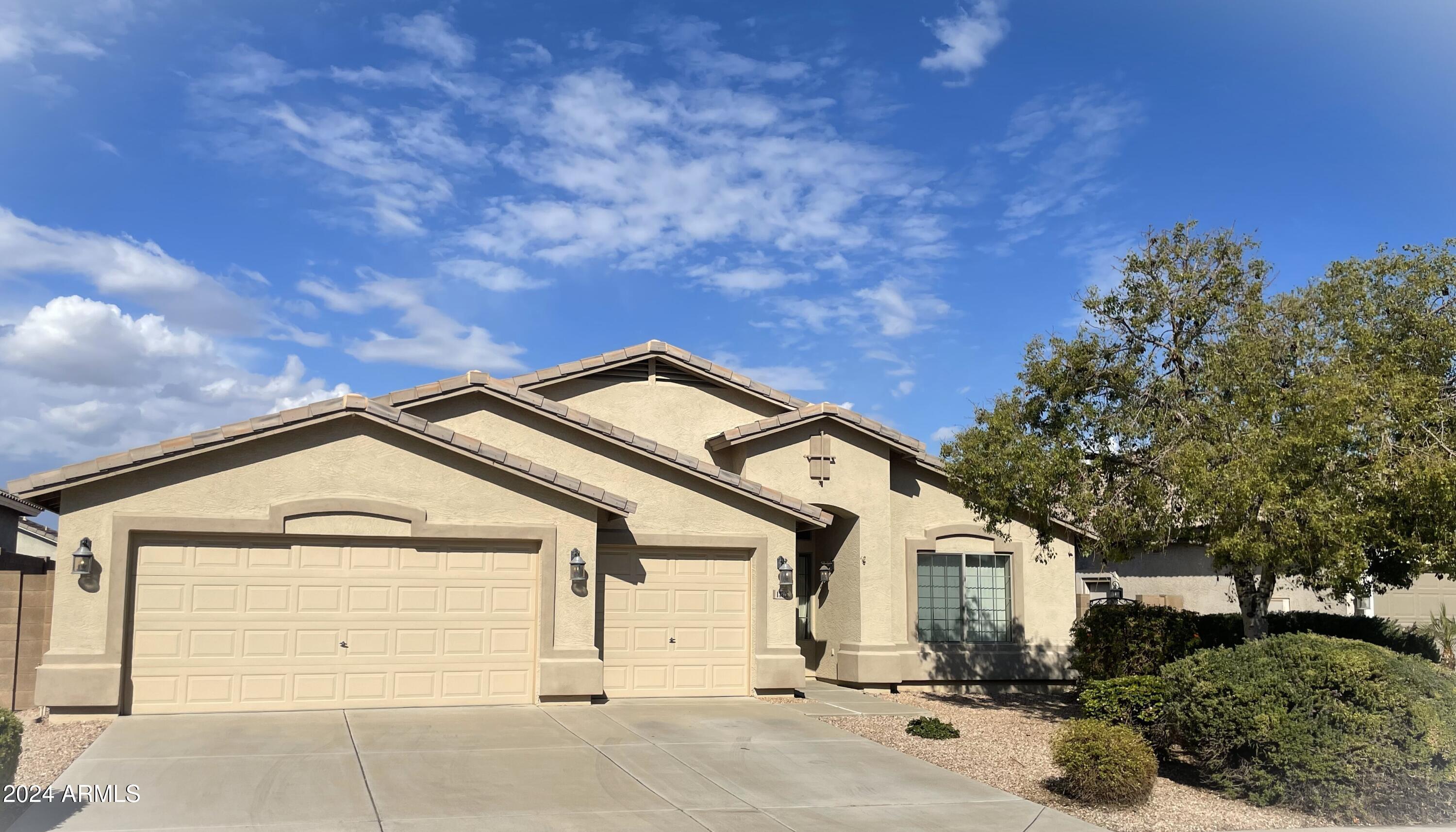 Litchfield Park, Arizona: A Charming Oasis in the West Valley