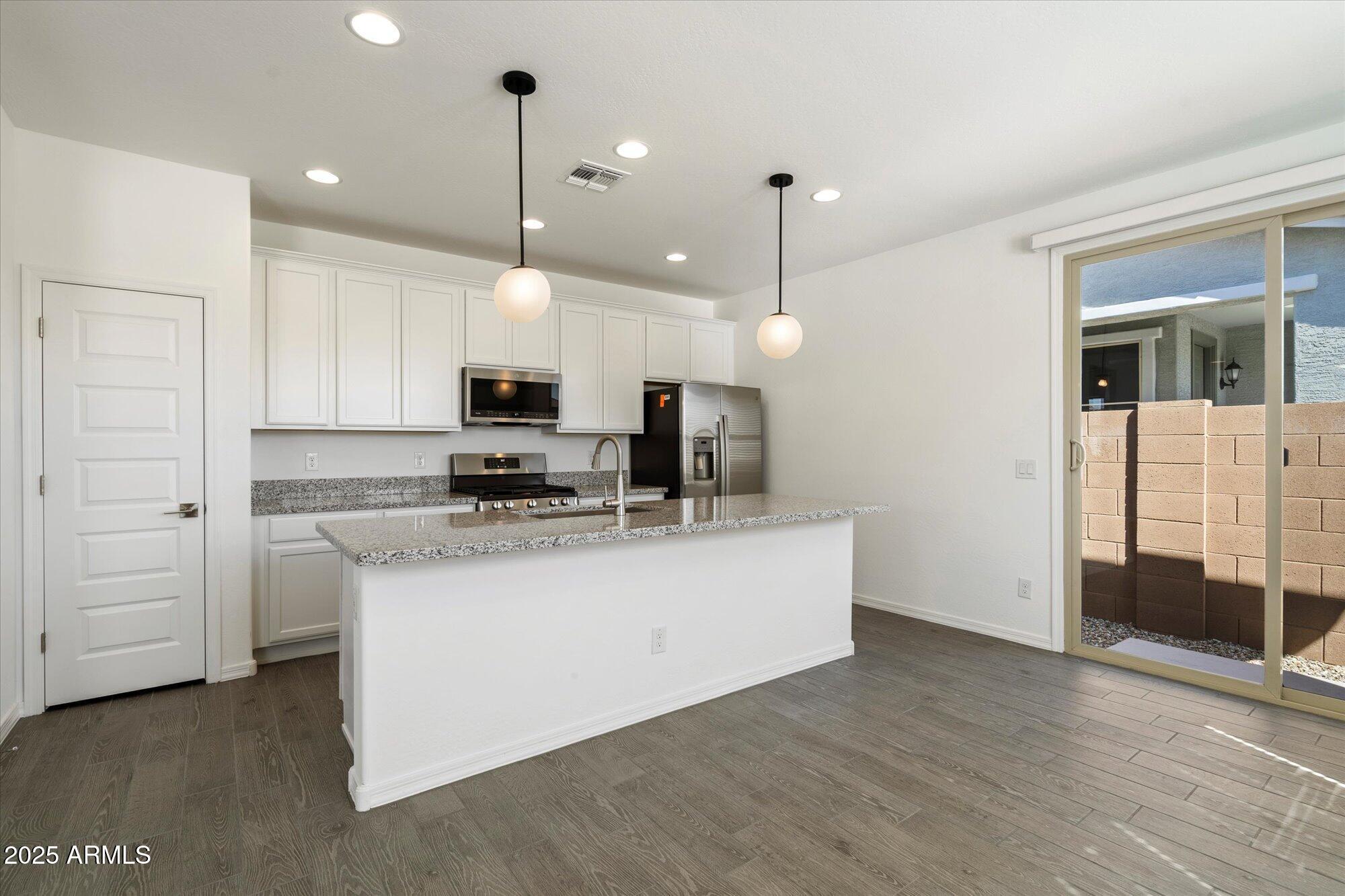 25101 N 141st Avenue, Surprise, AZ, 85387