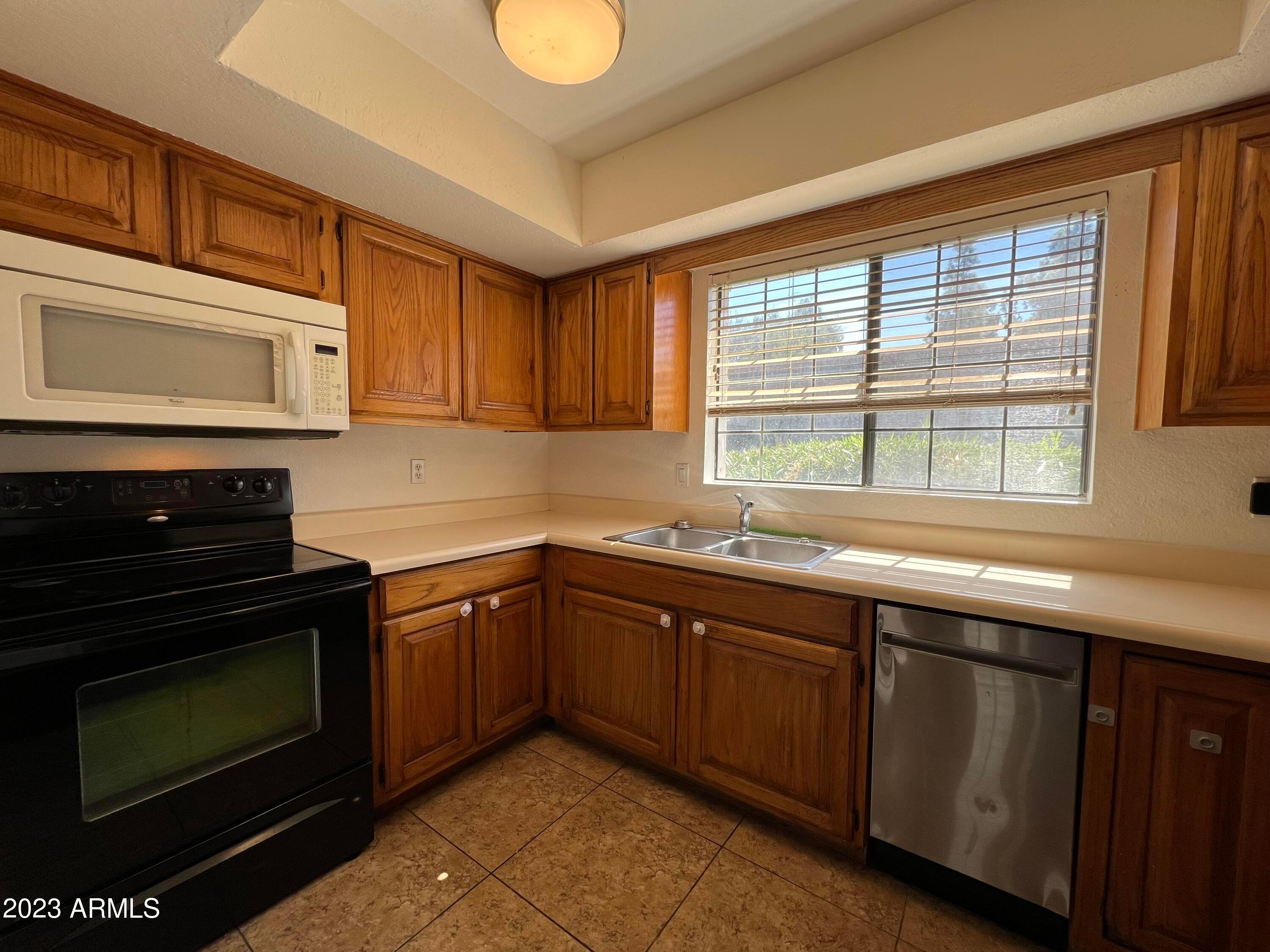 15402 N 28th Street UNIT 119, Phoenix, AZ, 85032
