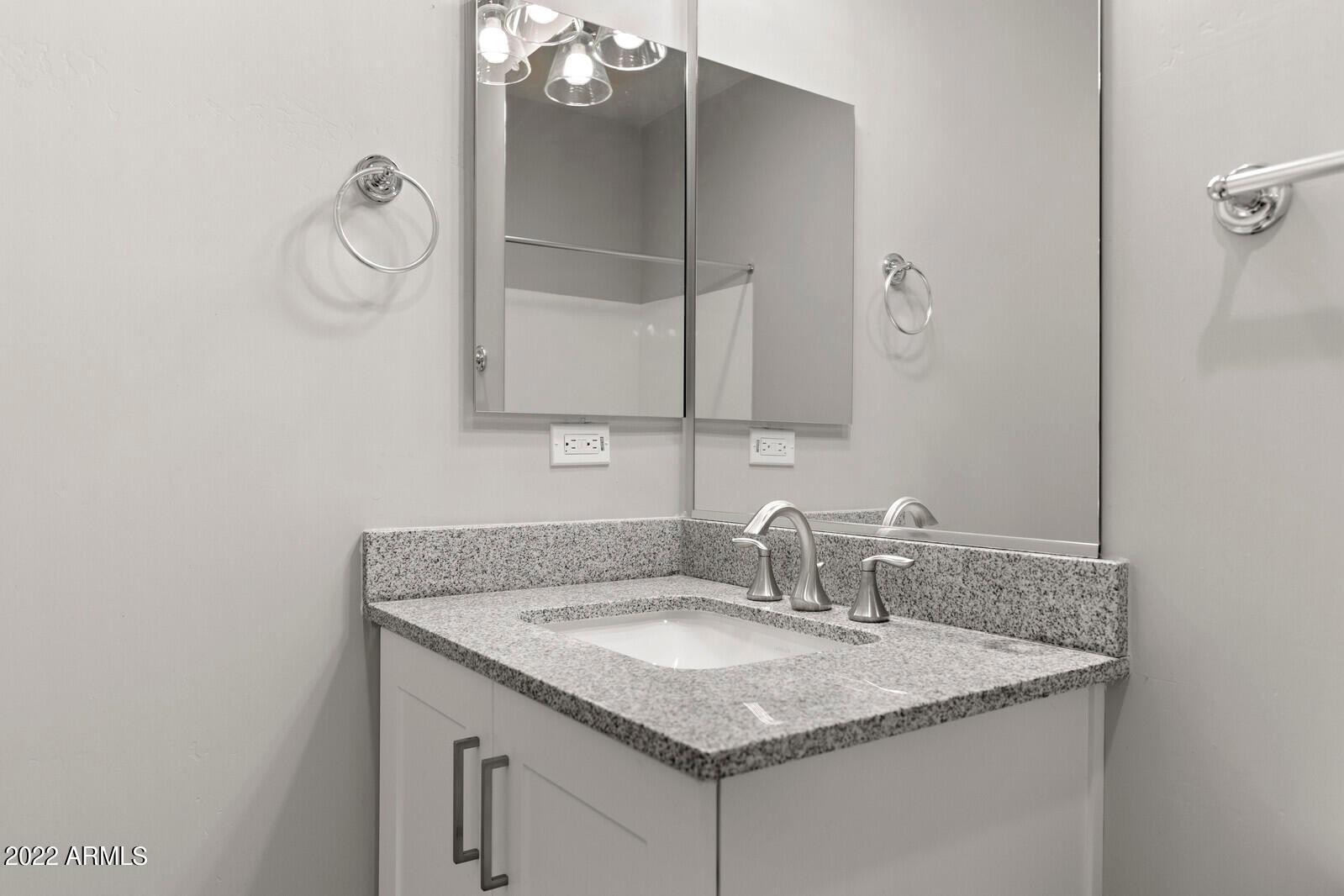 2245 N Dayton Street Apt 4, Phoenix, AZ 85006