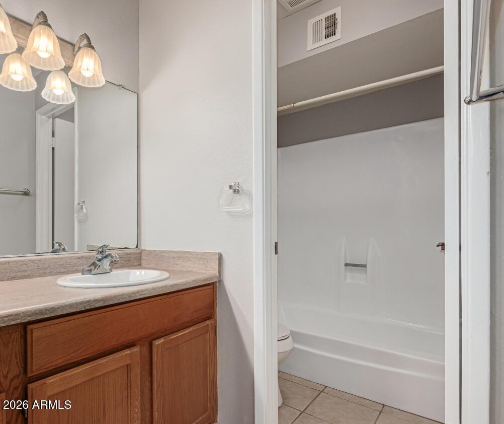 8055 E Thomas Road UNIT F202, Scottsdale, AZ, 85251