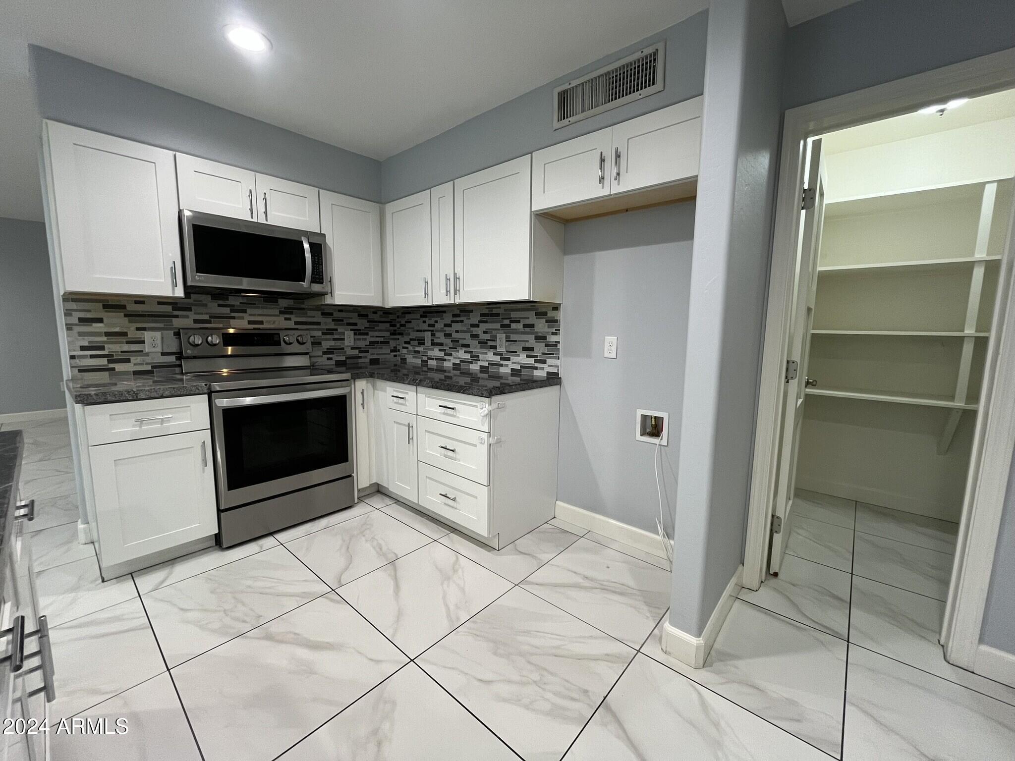 Litchfield Park, AZ, 85340