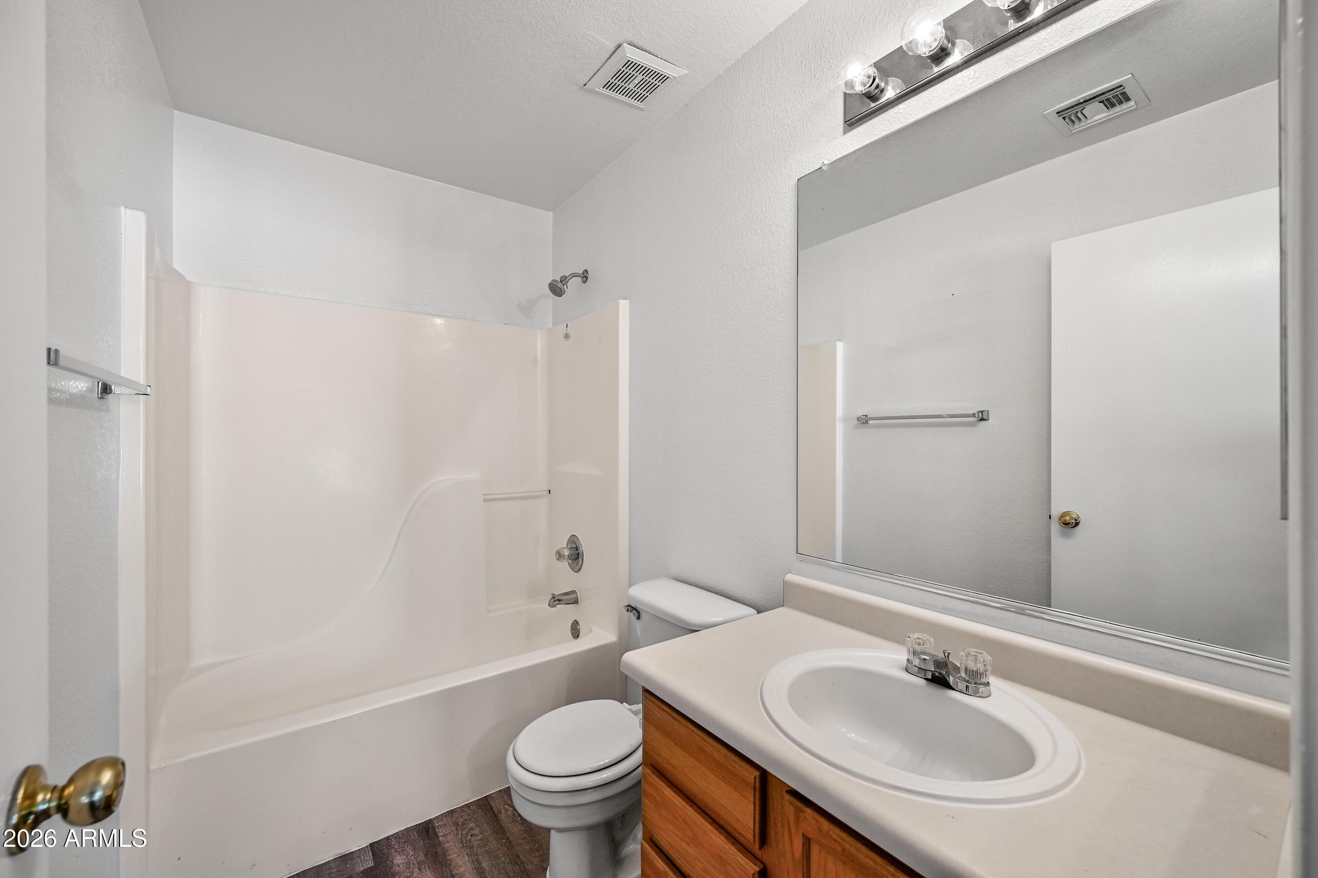 Gilbert, AZ, 85296