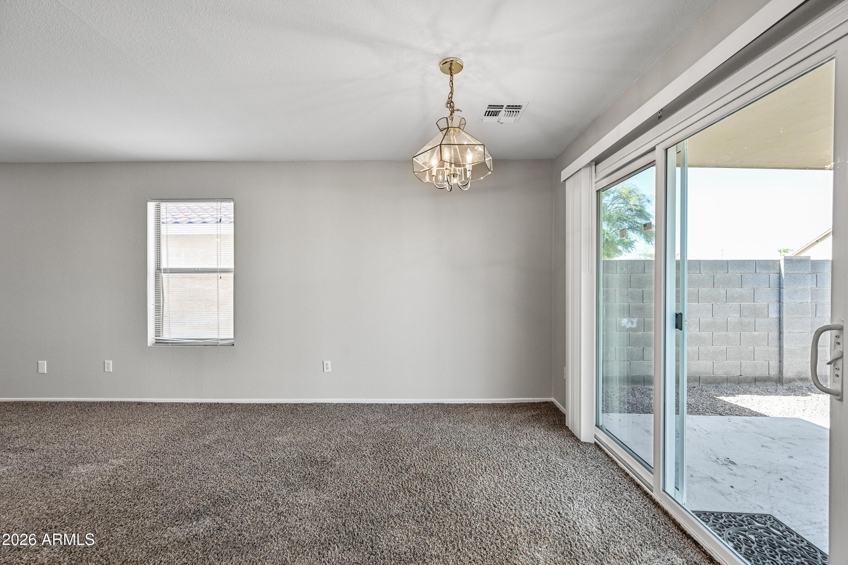 Gilbert, AZ, 85296