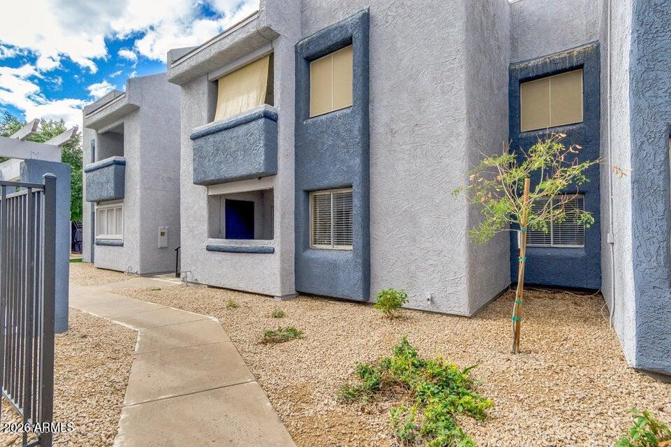 4410 N Longview Avenue Unit 223