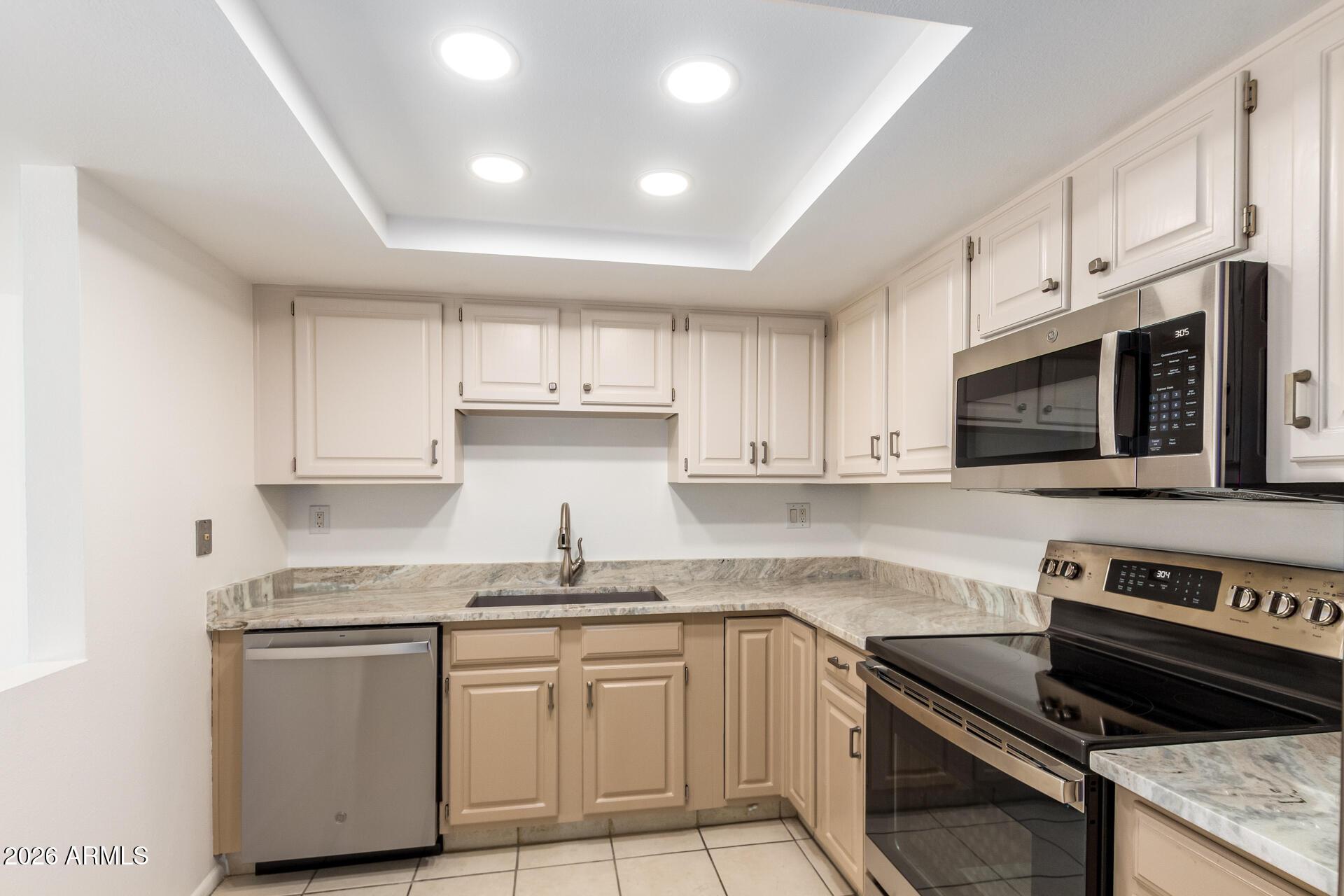 5104 N 32nd Street UNIT 307, Phoenix, AZ, 85018