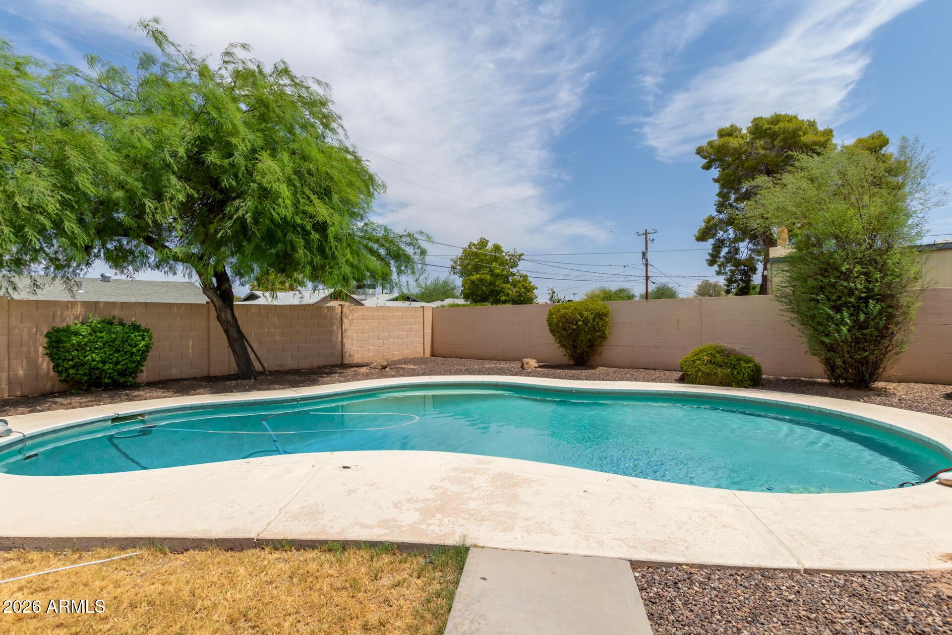 550 W 19th Street, Tempe, AZ 85281