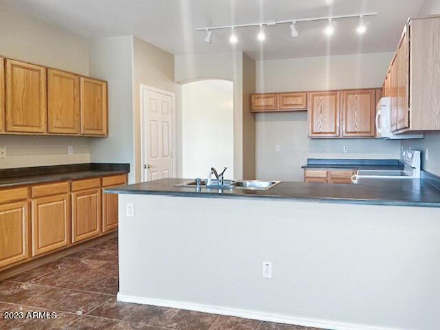 17506 W Wind Song Avenue, Goodyear, AZ 85338