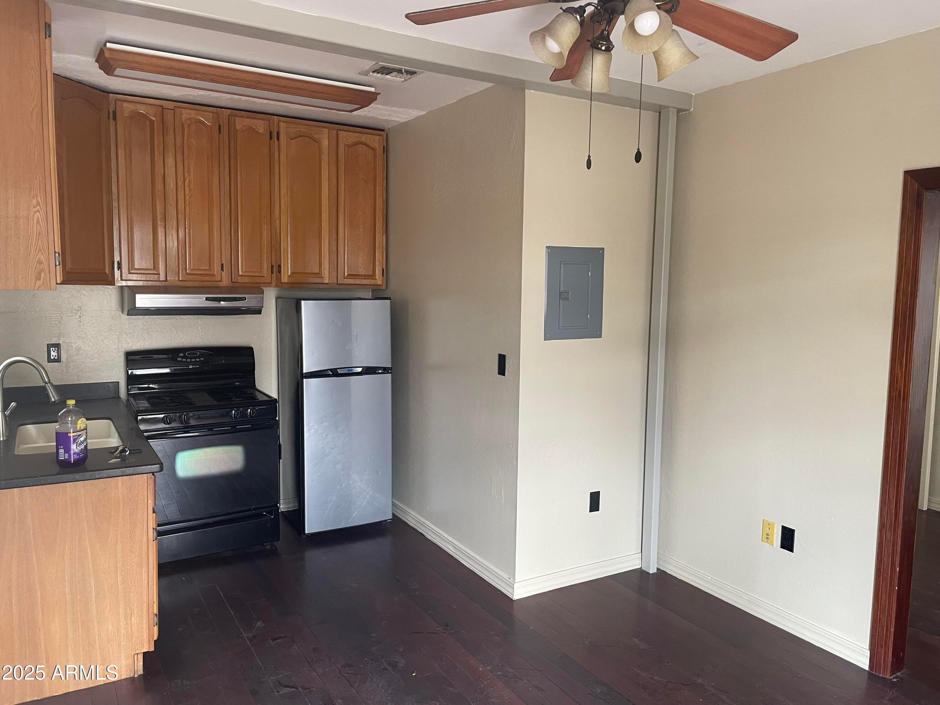  UNIT Apt 1, Phoenix, AZ, 85007