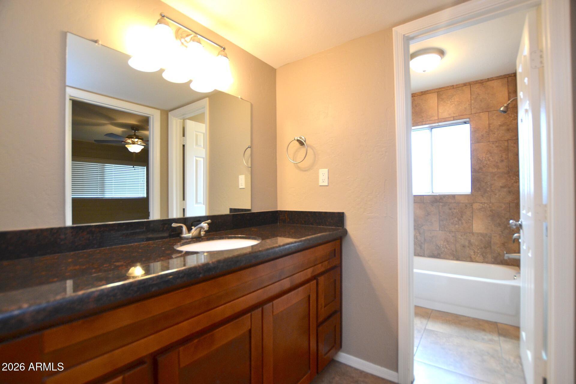  UNIT Apt 4, Scottsdale, AZ, 85257