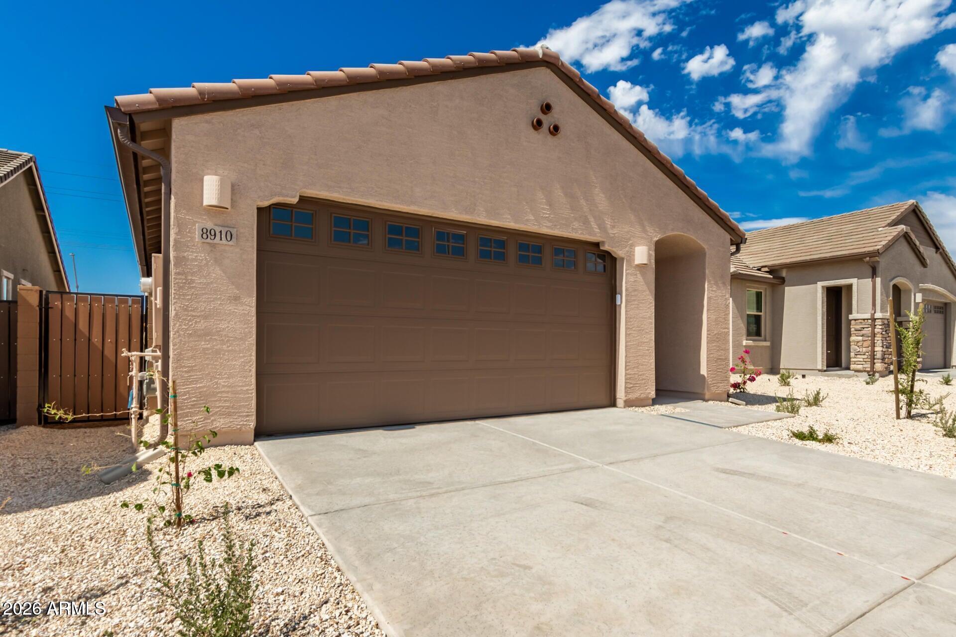 Glendale, AZ, 85305