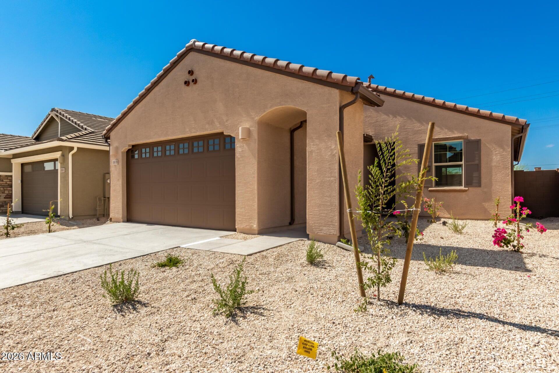 Glendale, AZ, 85305