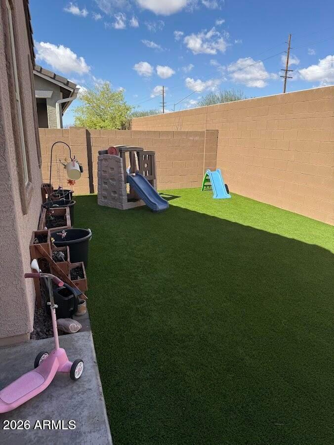 Glendale, AZ, 85305