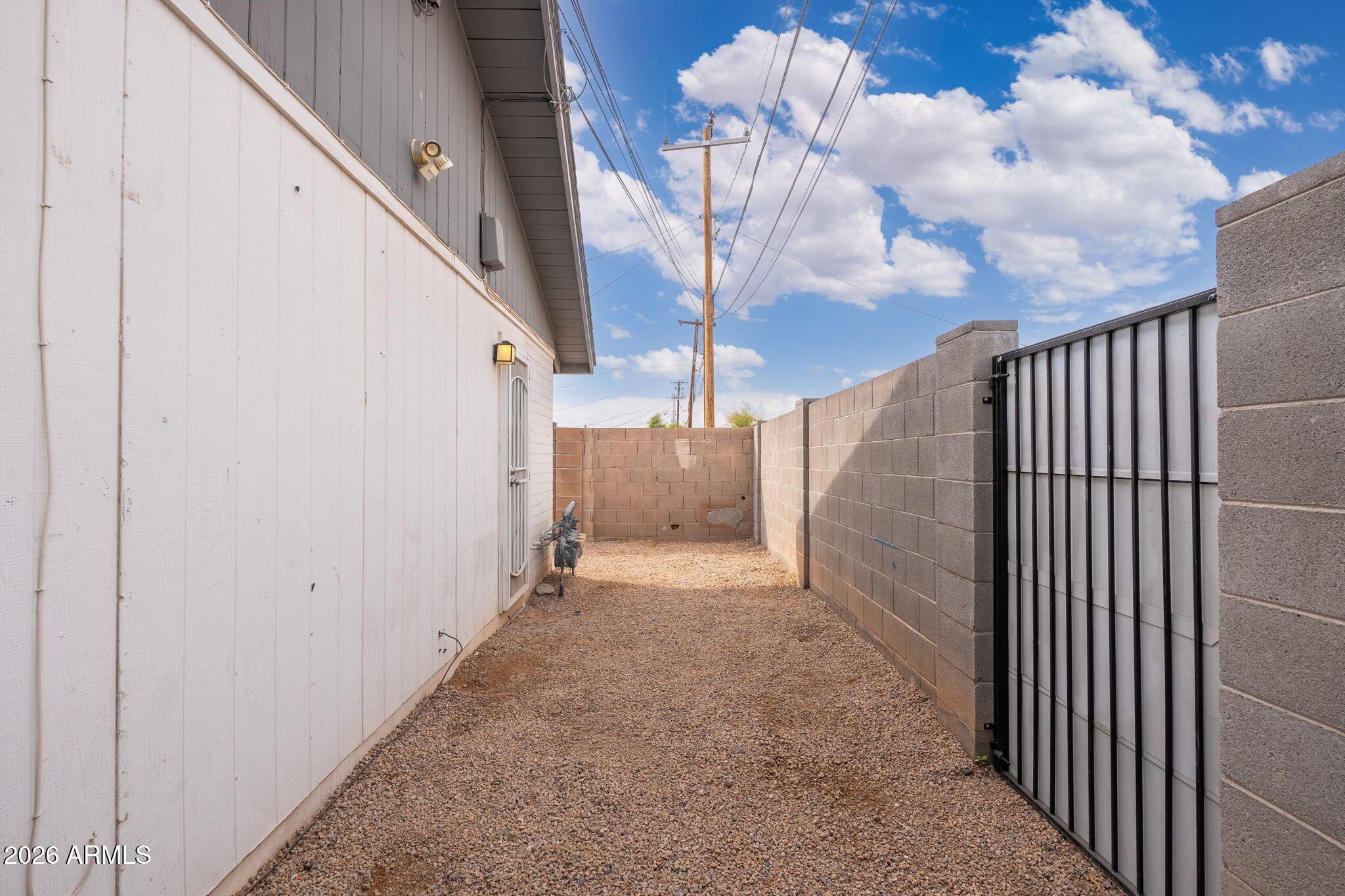  UNIT Apt 4, Phoenix, AZ, 85006