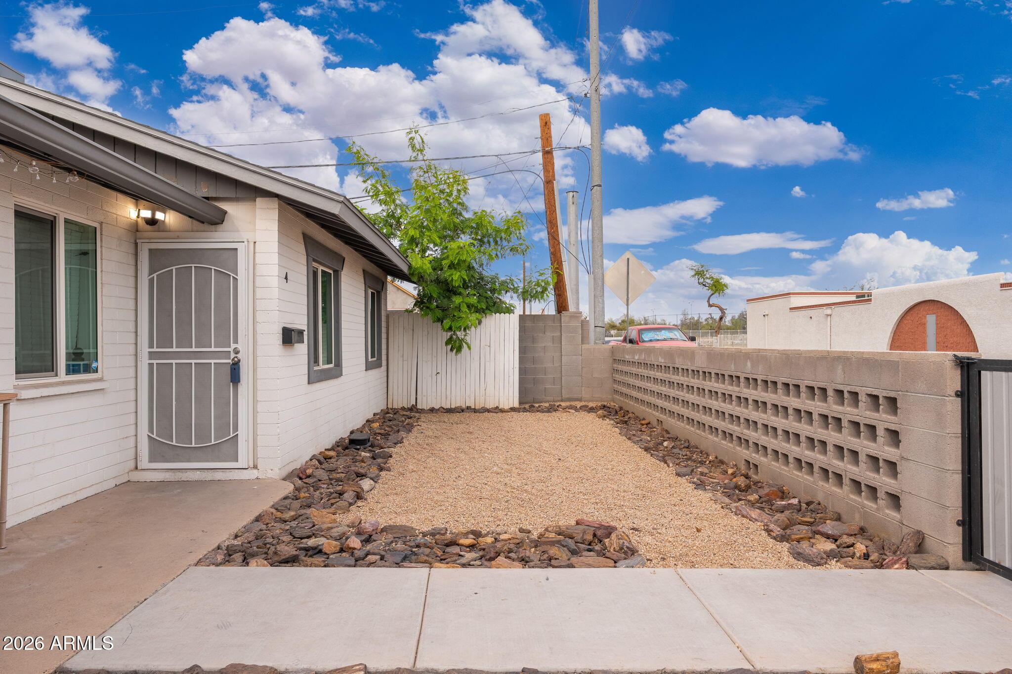  UNIT Apt 4, Phoenix, AZ, 85006