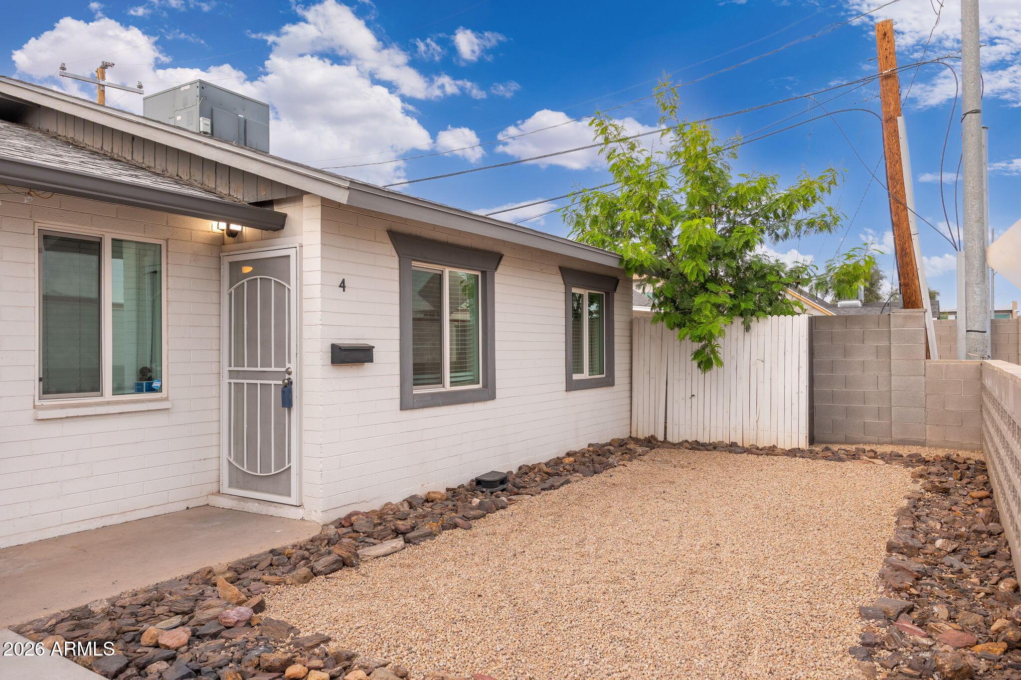  UNIT Apt 4, Phoenix, AZ, 85006