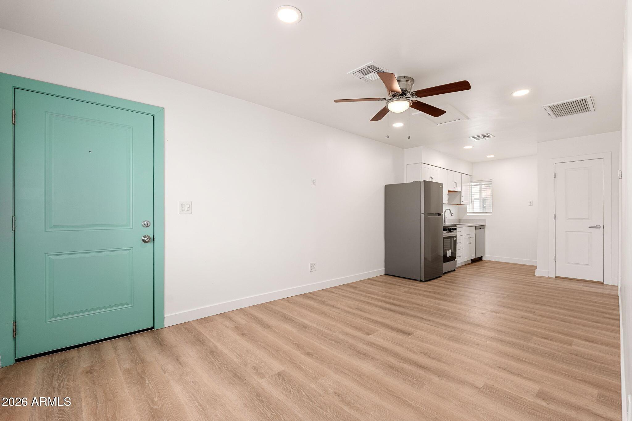  UNIT Apt 4, Phoenix, AZ, 85006