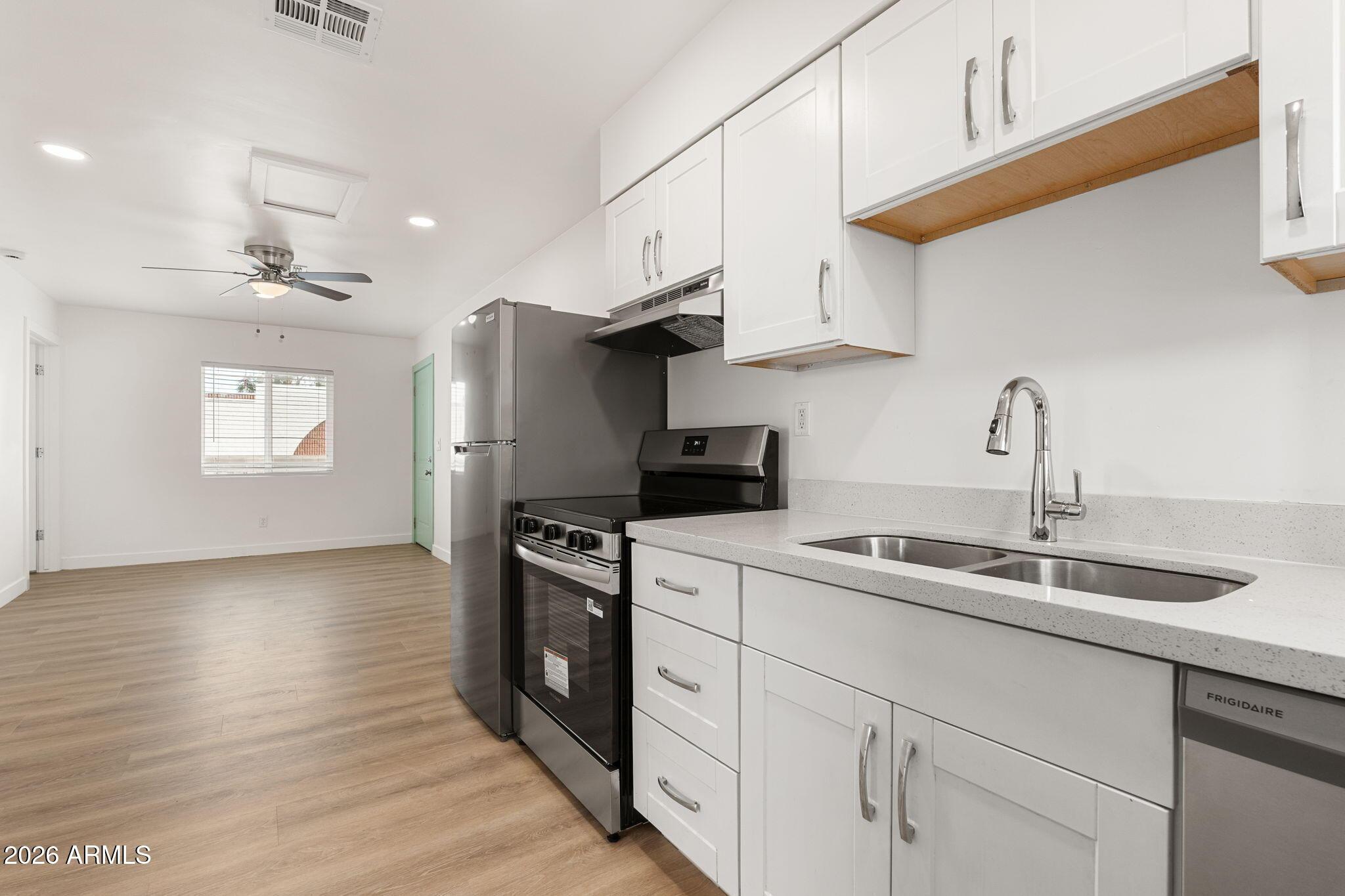  UNIT Apt 4, Phoenix, AZ, 85006