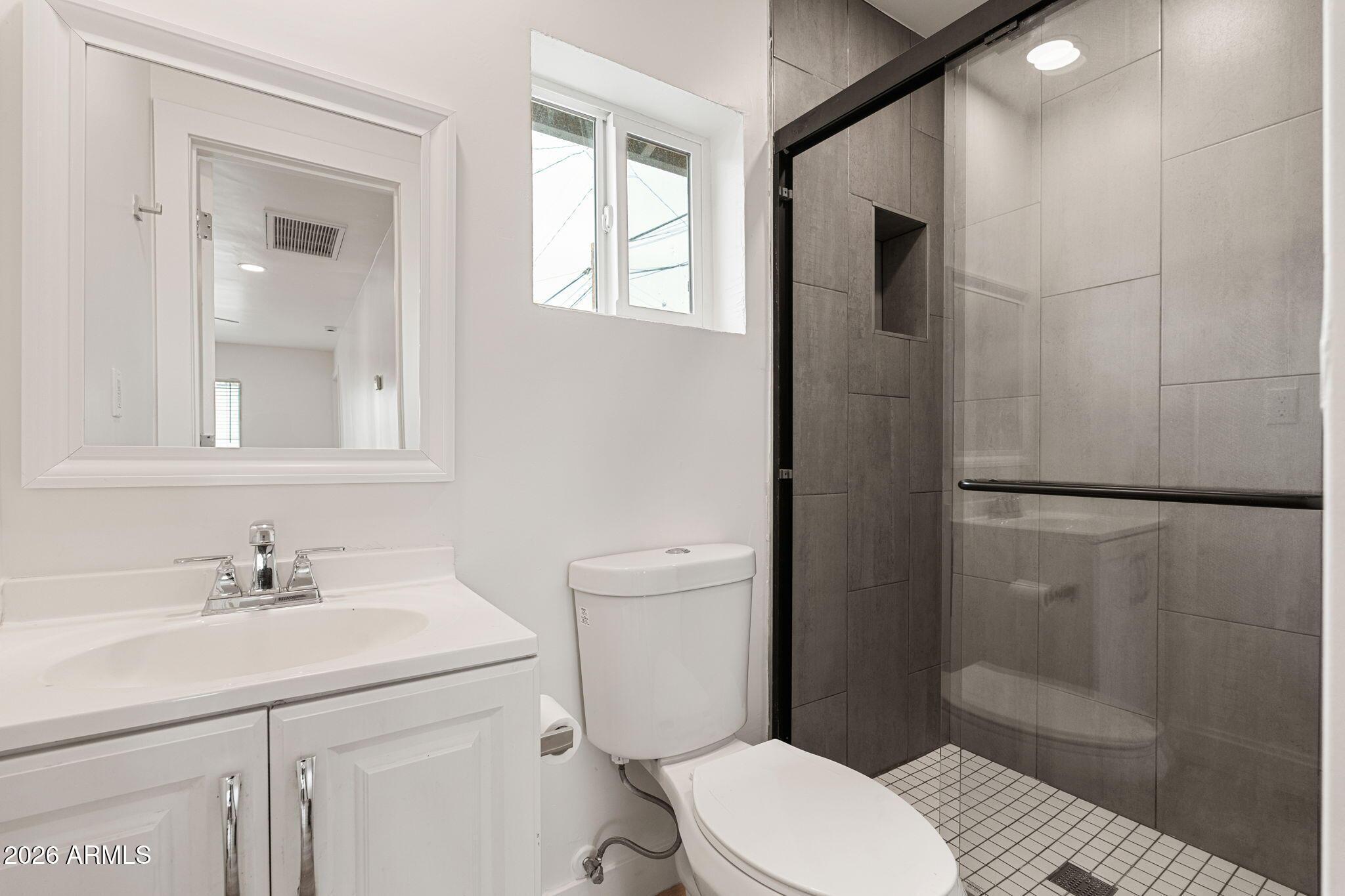  UNIT Apt 4, Phoenix, AZ, 85006