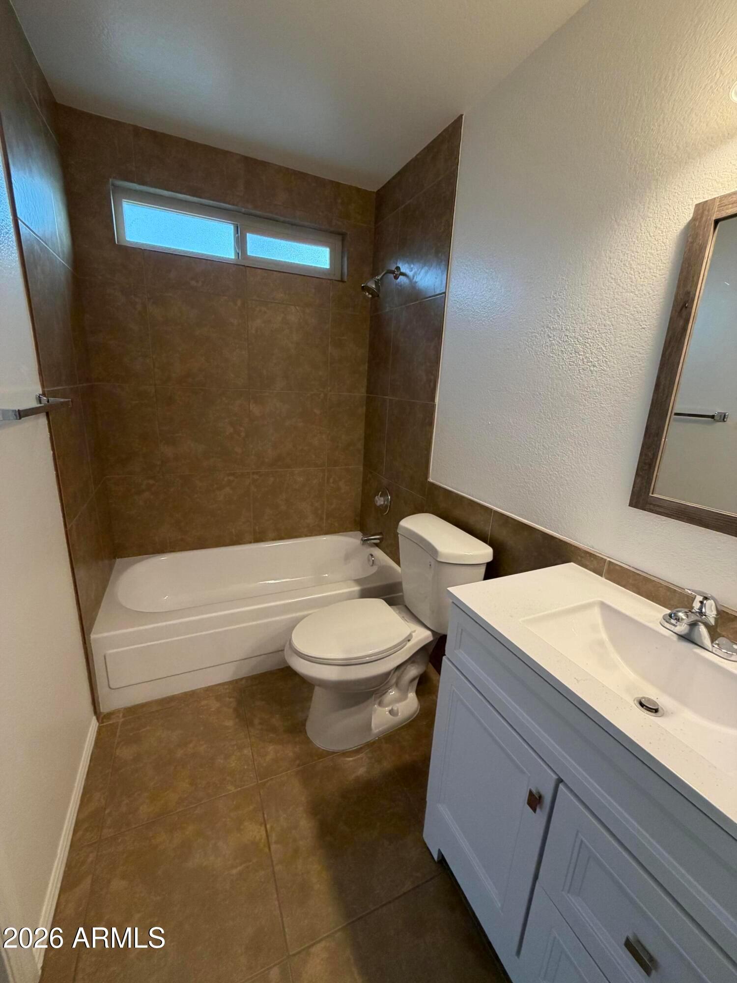 909 E Escuda Drive, Phoenix, AZ, 85024