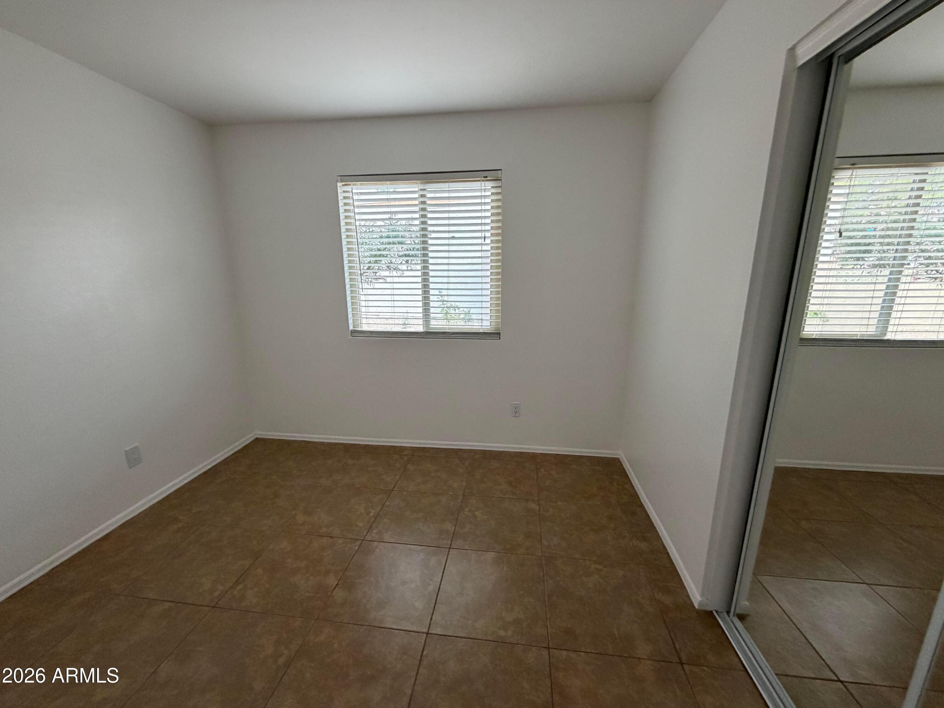 909 E Escuda Drive, Phoenix, AZ, 85024