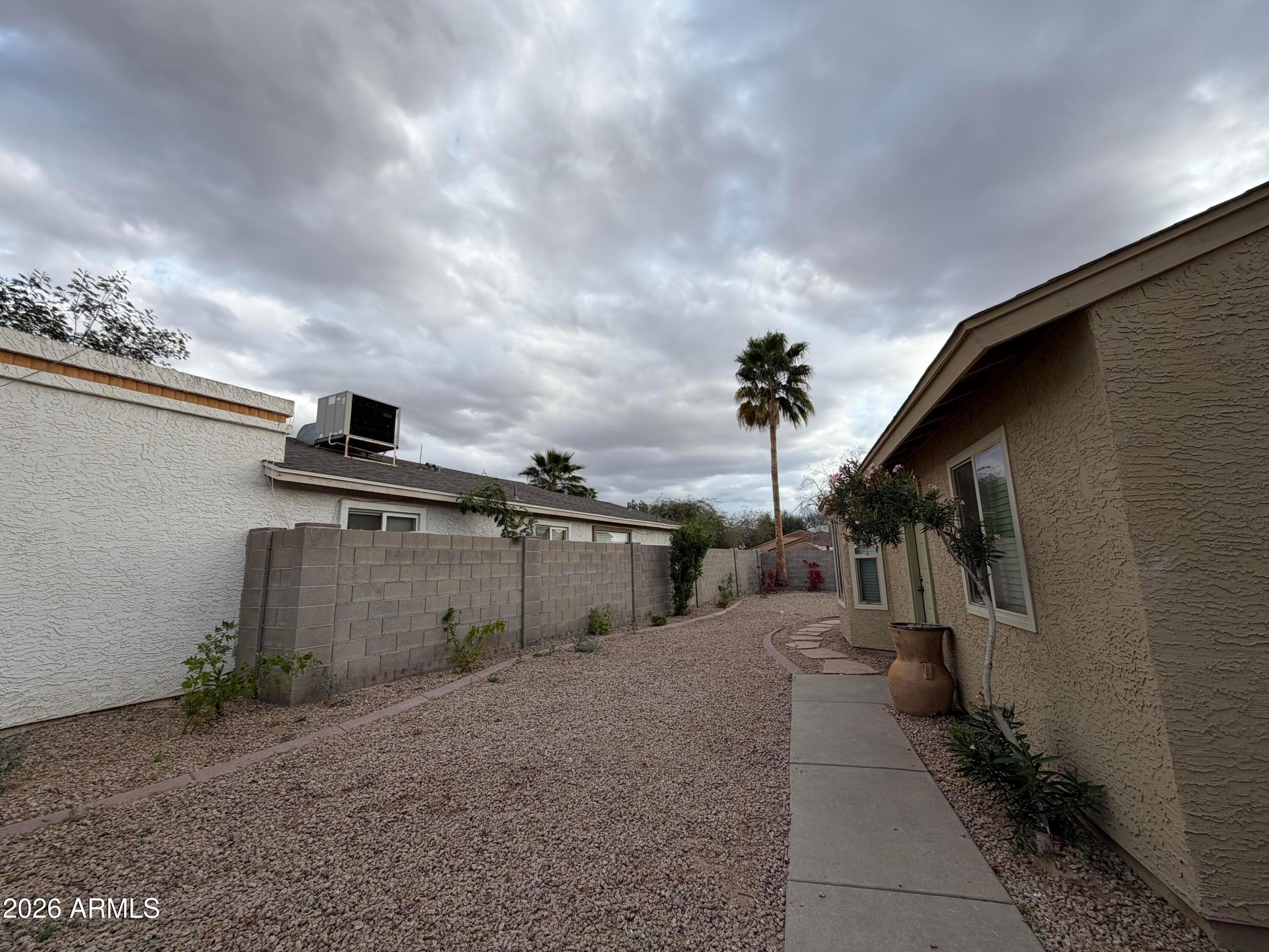 909 E Escuda Drive, Phoenix, AZ, 85024