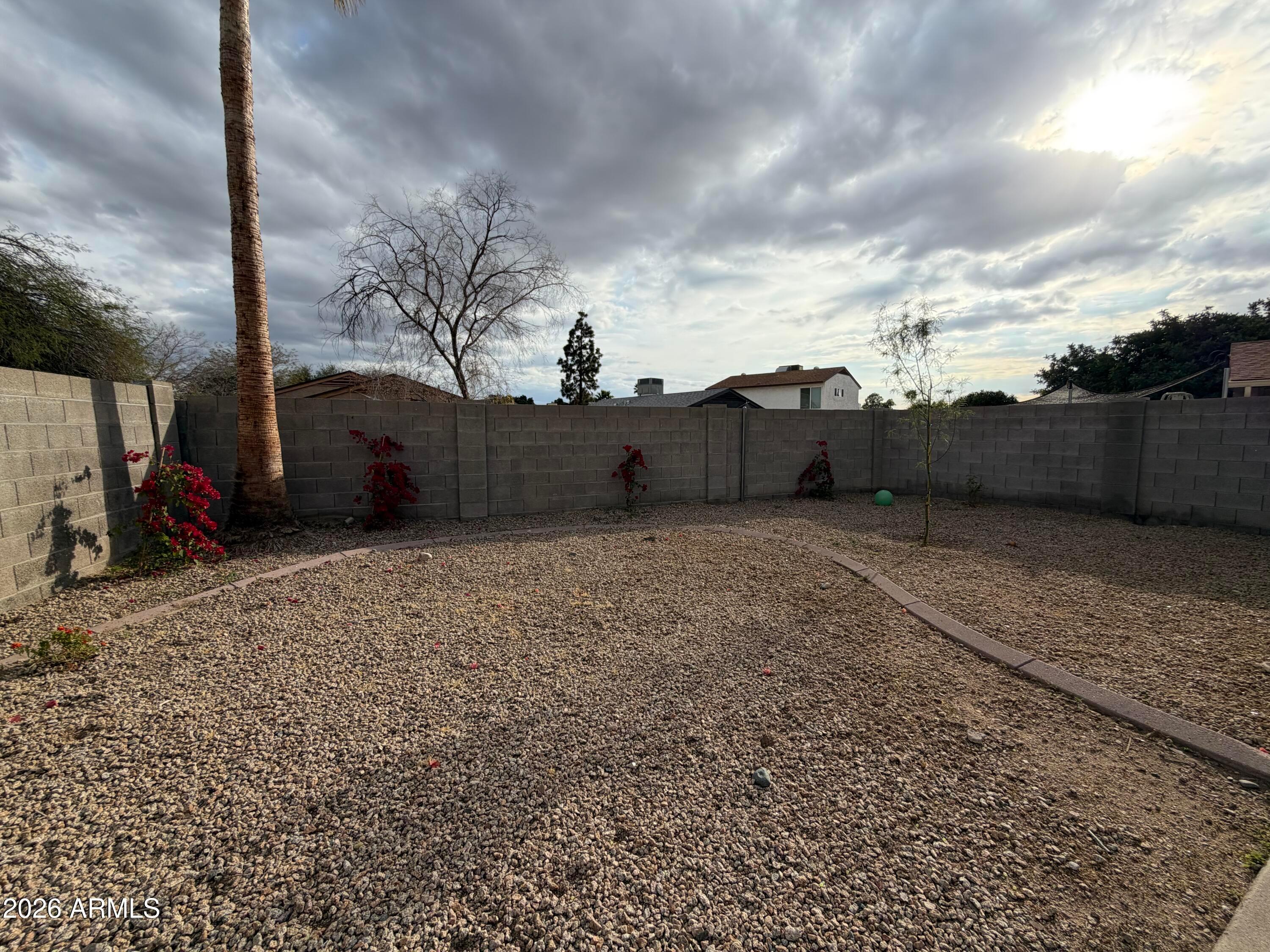 909 E Escuda Drive, Phoenix, AZ, 85024