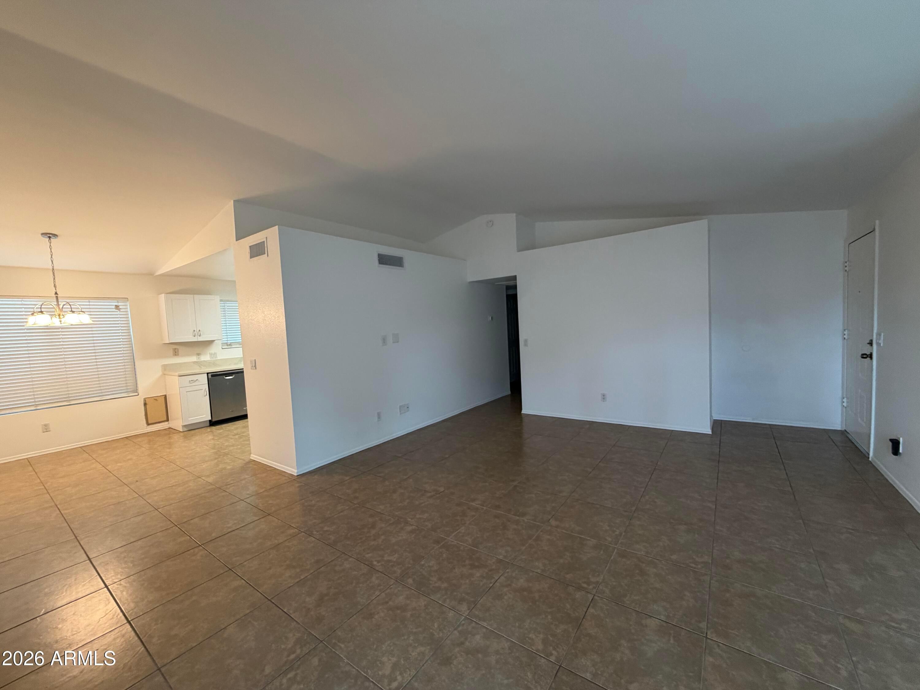 909 E Escuda Drive, Phoenix, AZ, 85024