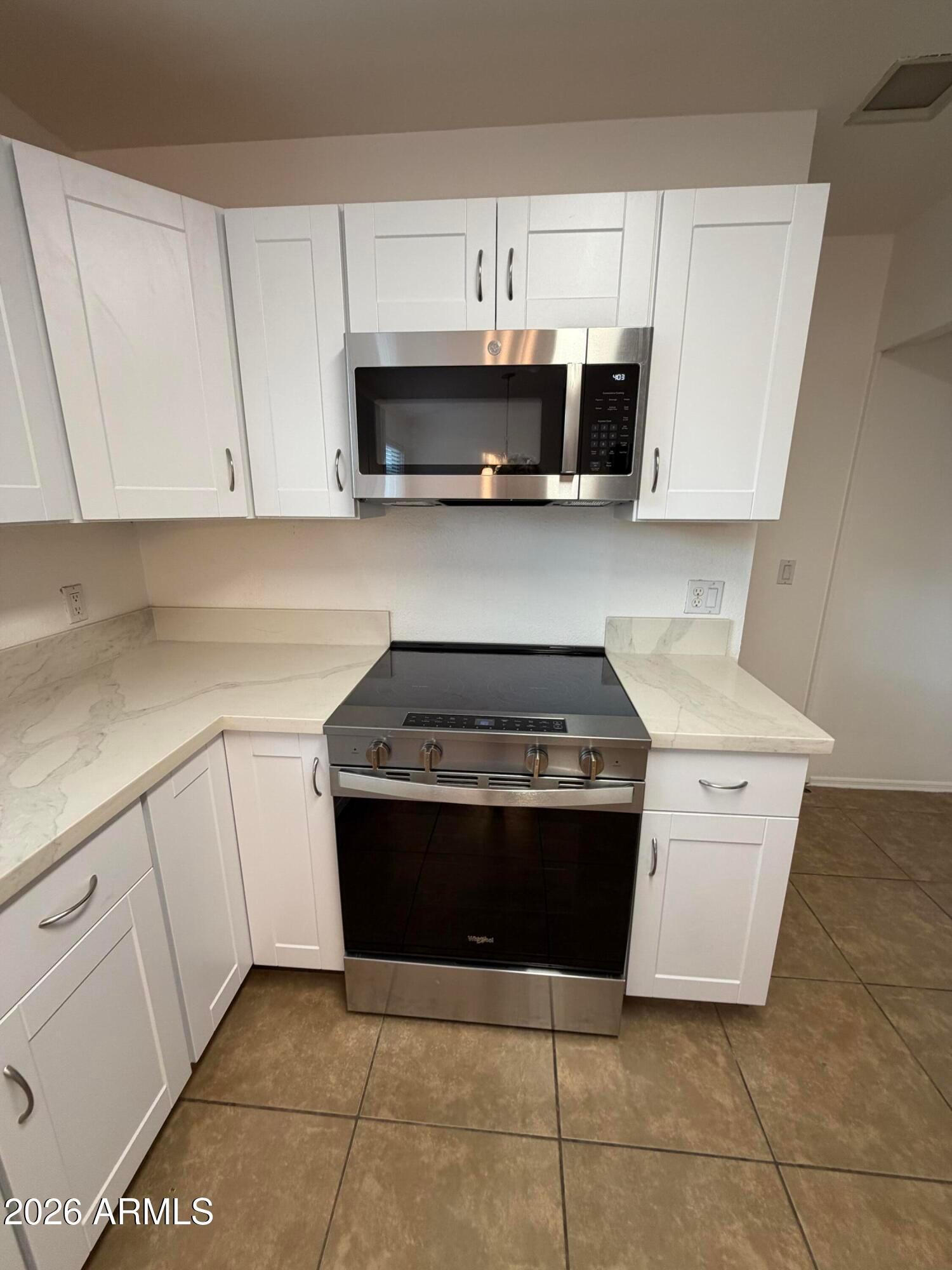 909 E Escuda Drive, Phoenix, AZ, 85024