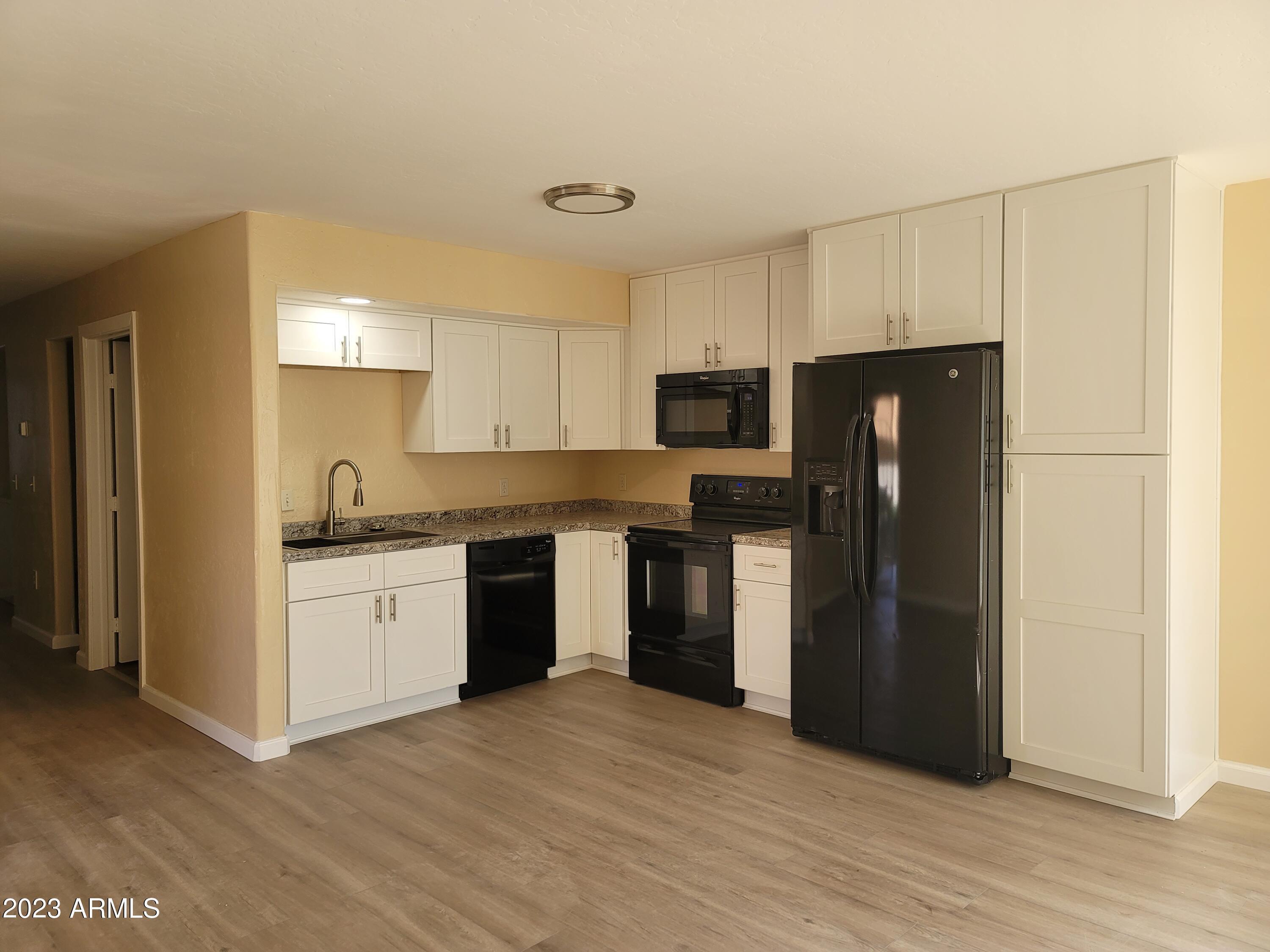 532 W 9th Street UNIT Apt 101, Mesa, AZ, 85201