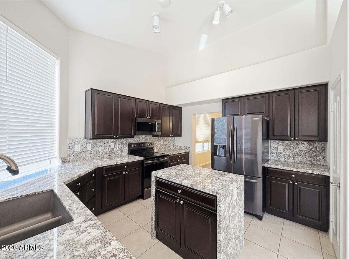 Scottsdale, AZ, 85255