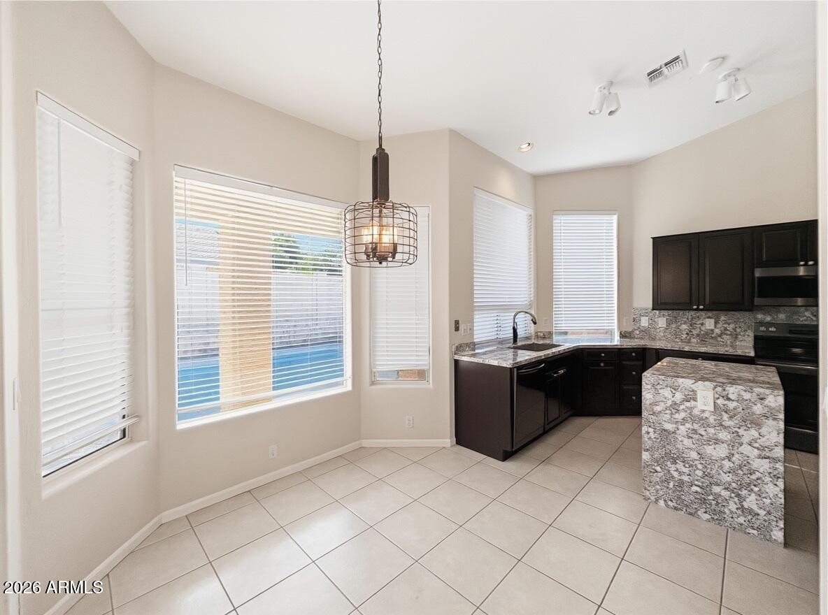 Scottsdale, AZ, 85255