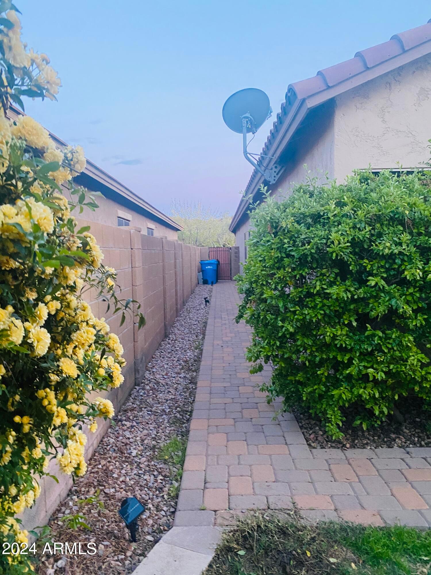 5230 W Redbird Road, Phoenix, AZ, 85083