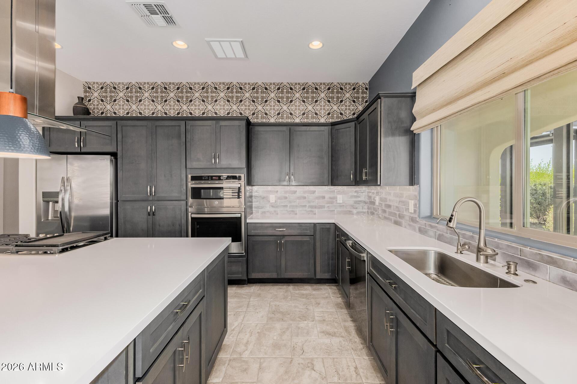 Queen Creek, AZ, 85140