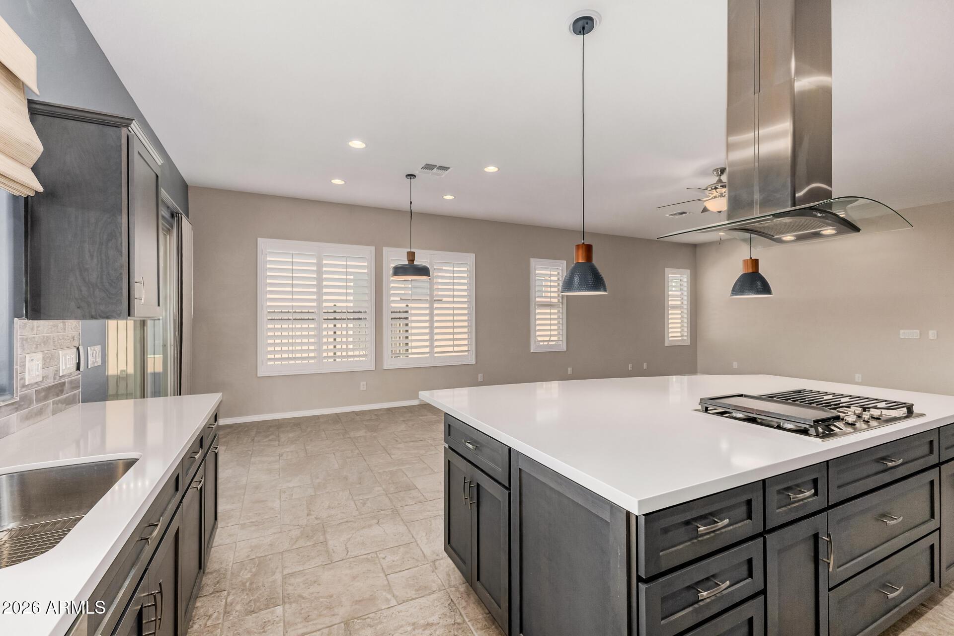 Queen Creek, AZ, 85140