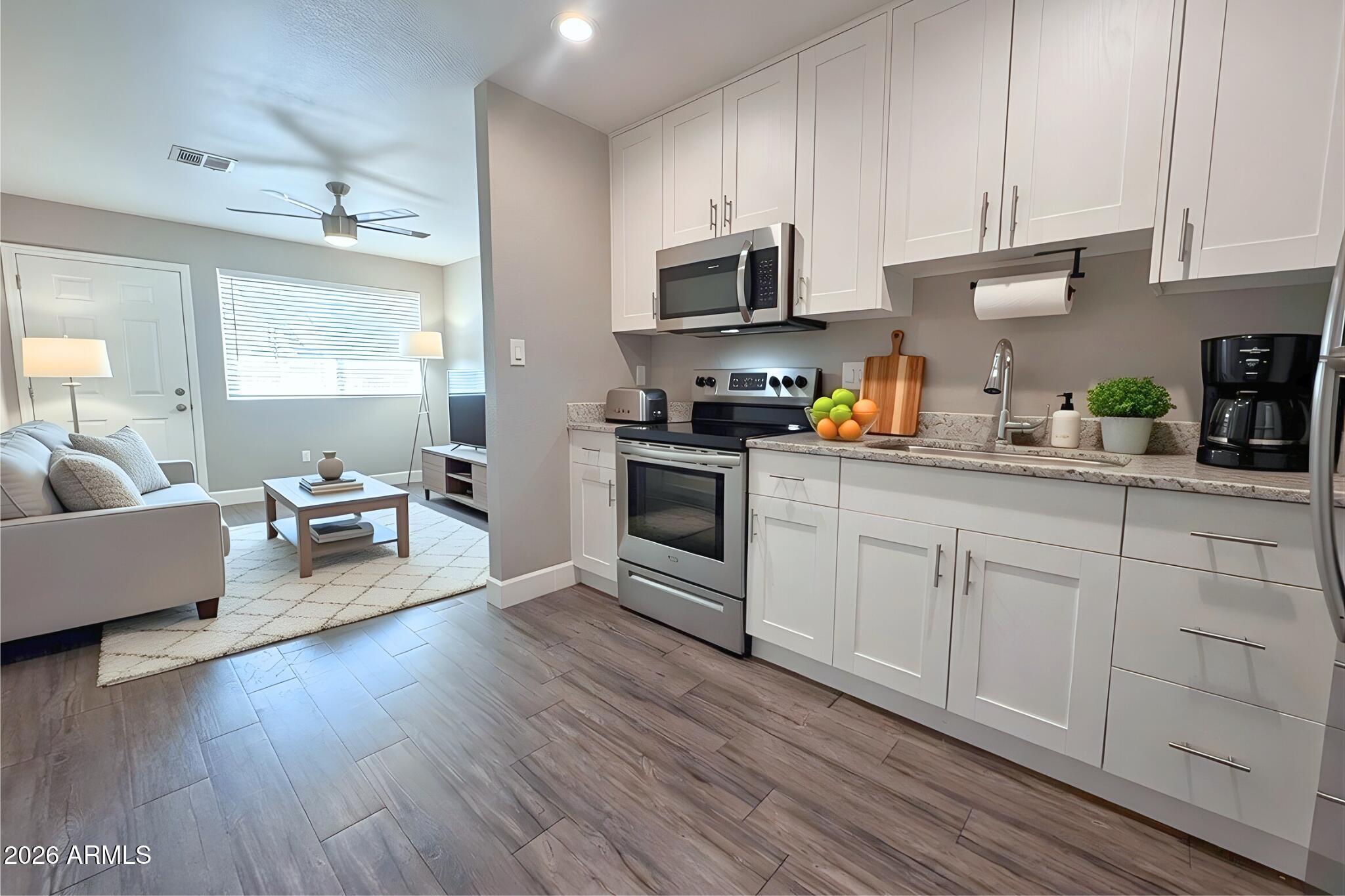 550 W 9th Street UNIT Apt 4, Mesa, AZ, 85201